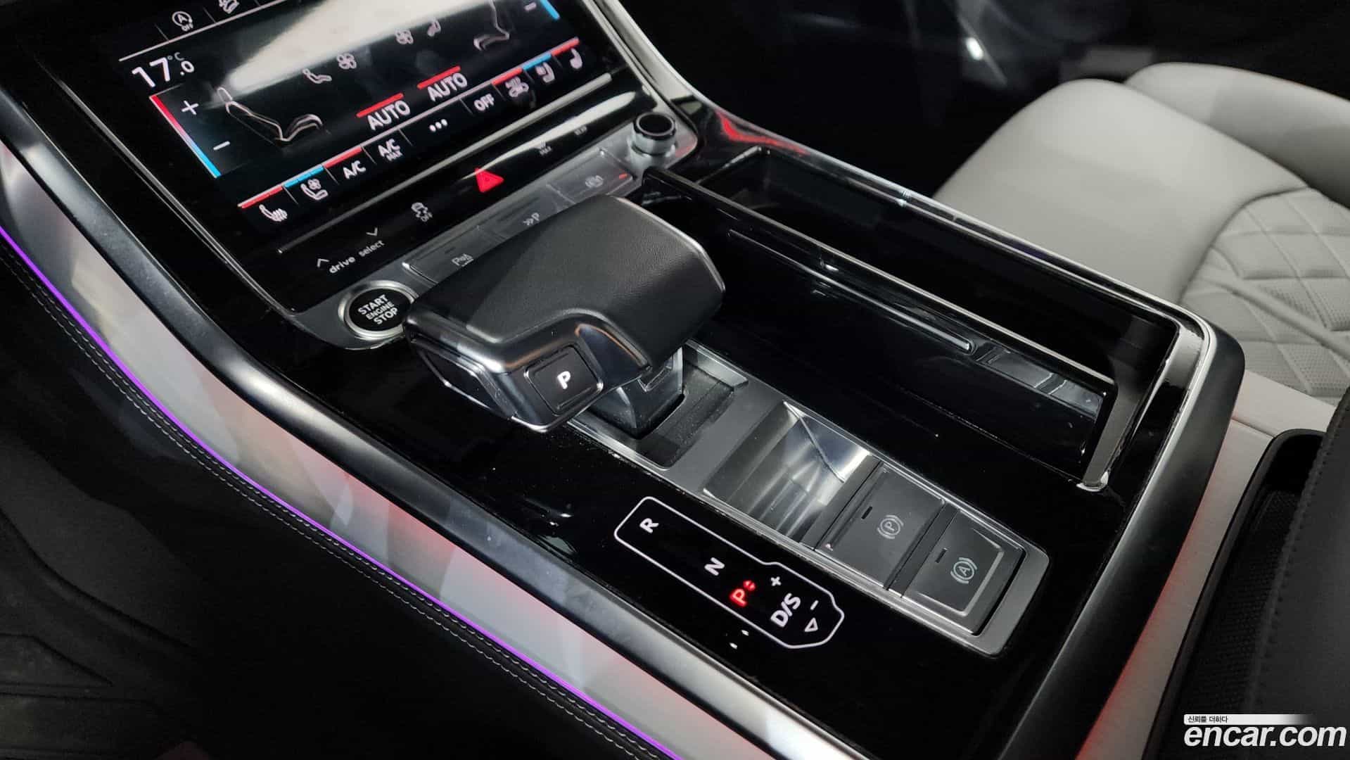 Q7 Audi 2023.2-INNER-009