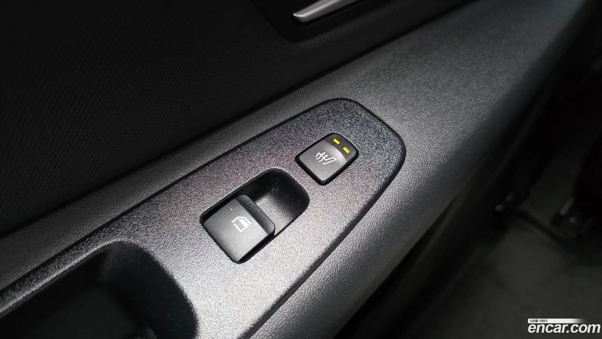 AVANTE Hyundai 2022.10-OPTION-042