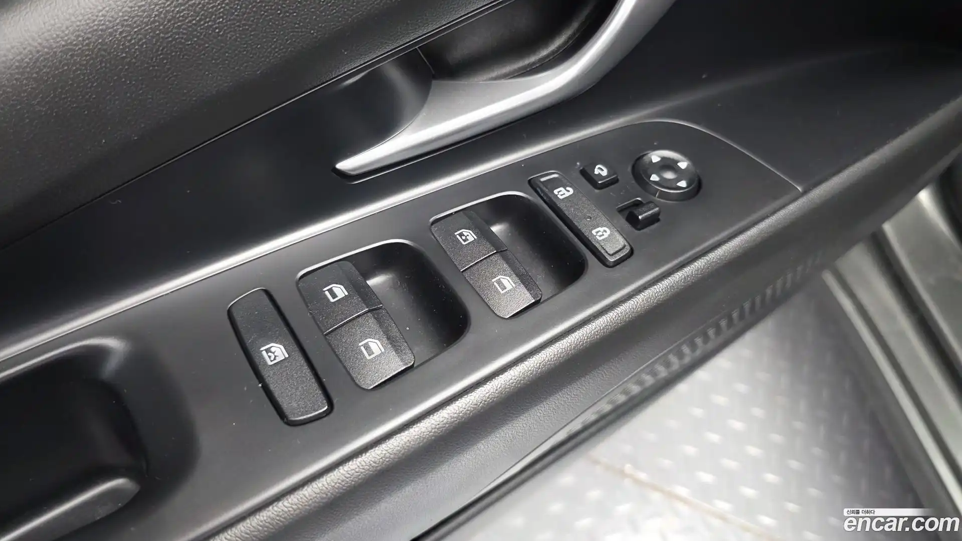 AVANTE Hyundai 2022.10-OPTION-043