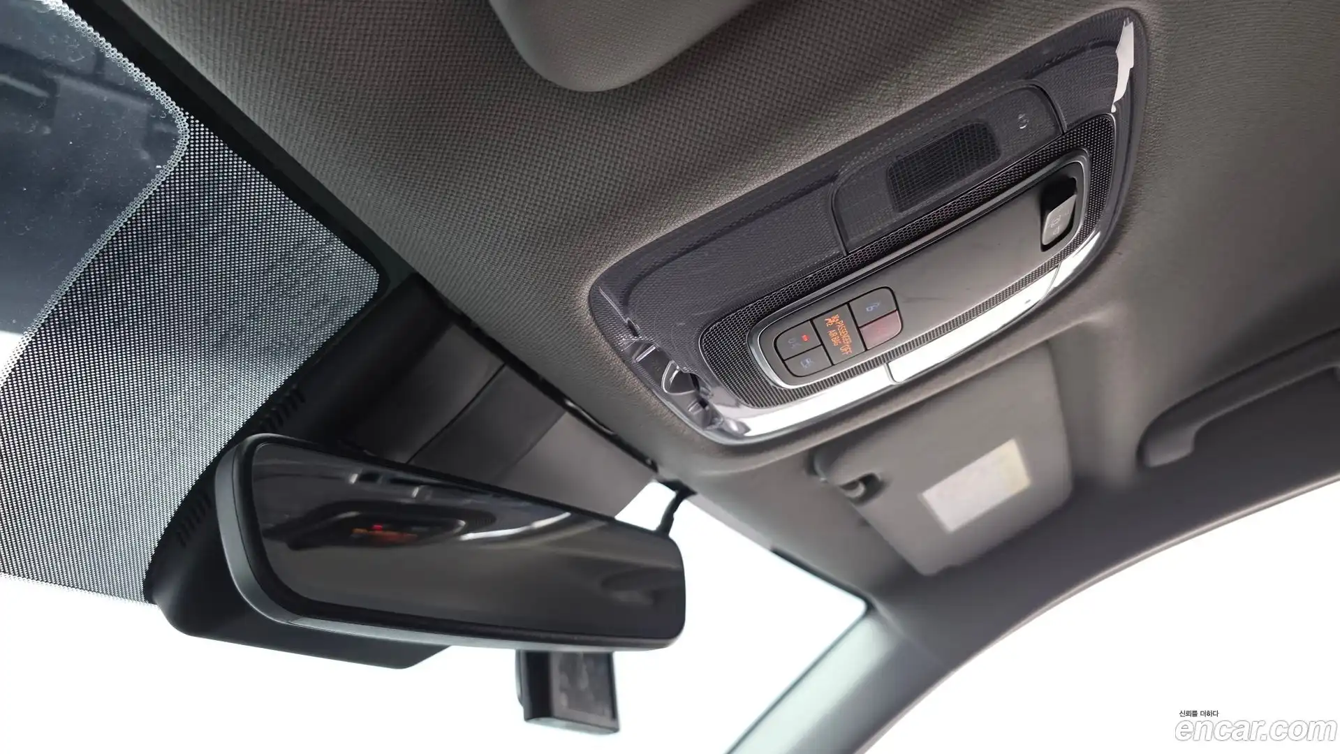 AVANTE Hyundai 2022.10-OPTION-045