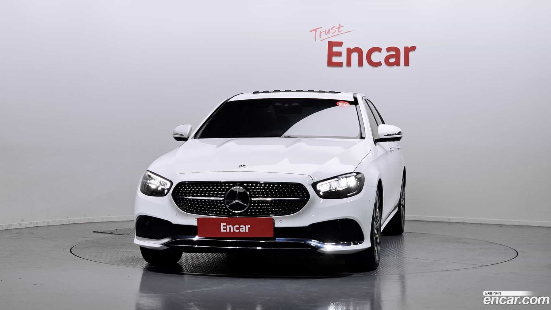 E-Class Mercedes-Benz 2021.11-OUTER-003
