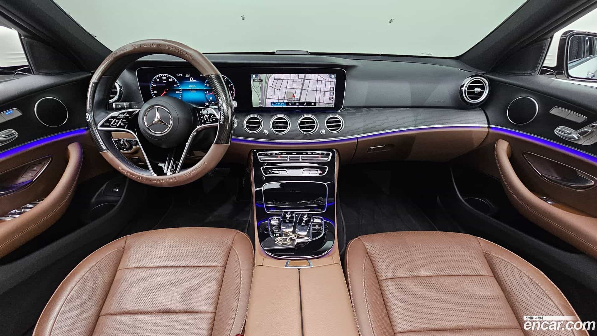 E-Class Mercedes-Benz 2021.11-INNER-007