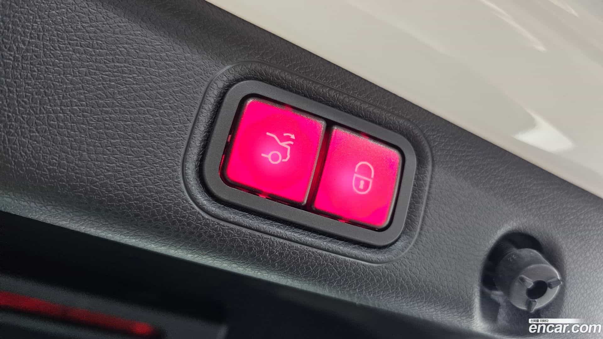 E-Class Mercedes-Benz 2021.11-OPTION-020