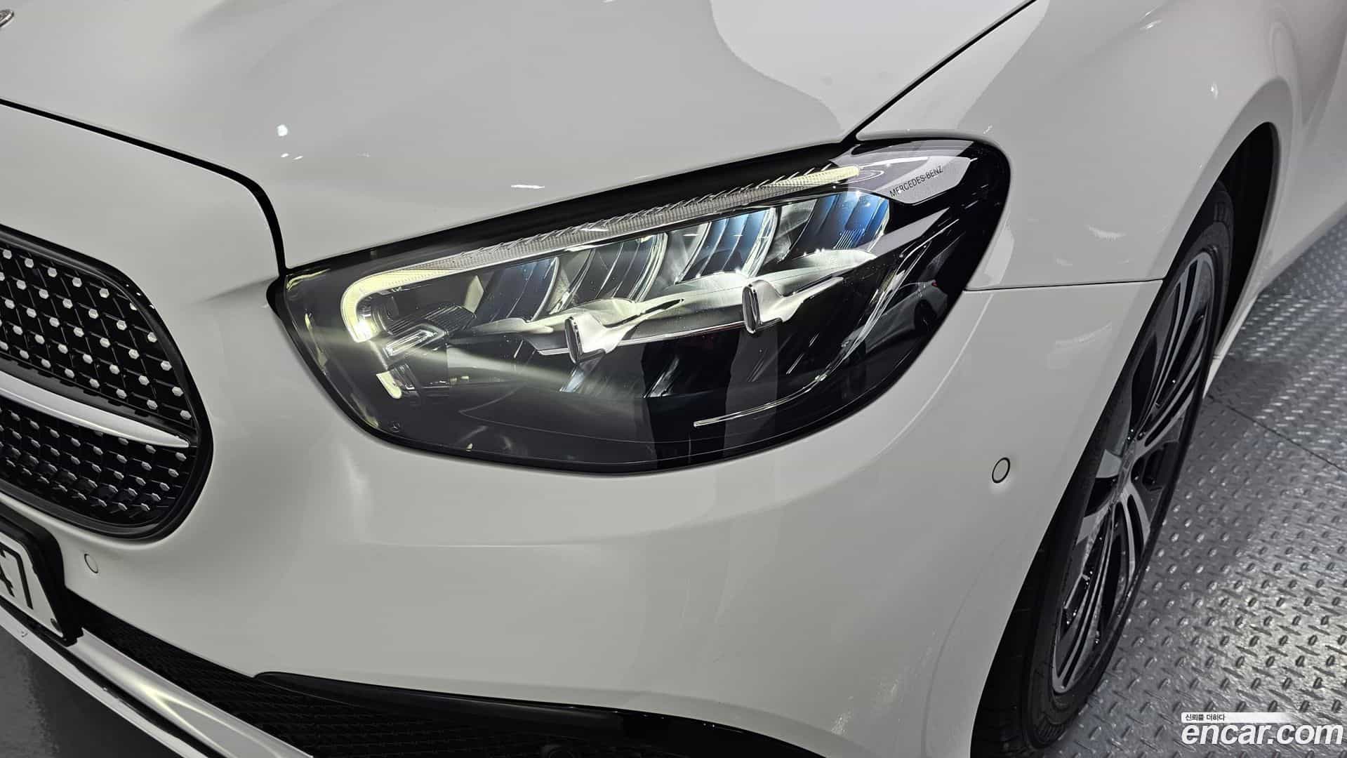 E-Class Mercedes-Benz 2021.11-OUTER-032