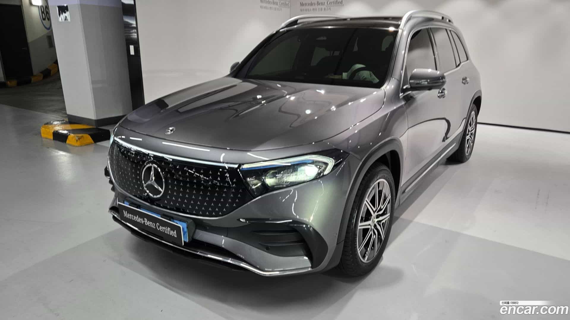 EQB Mercedes-Benz 2024.8-OUTER-001
