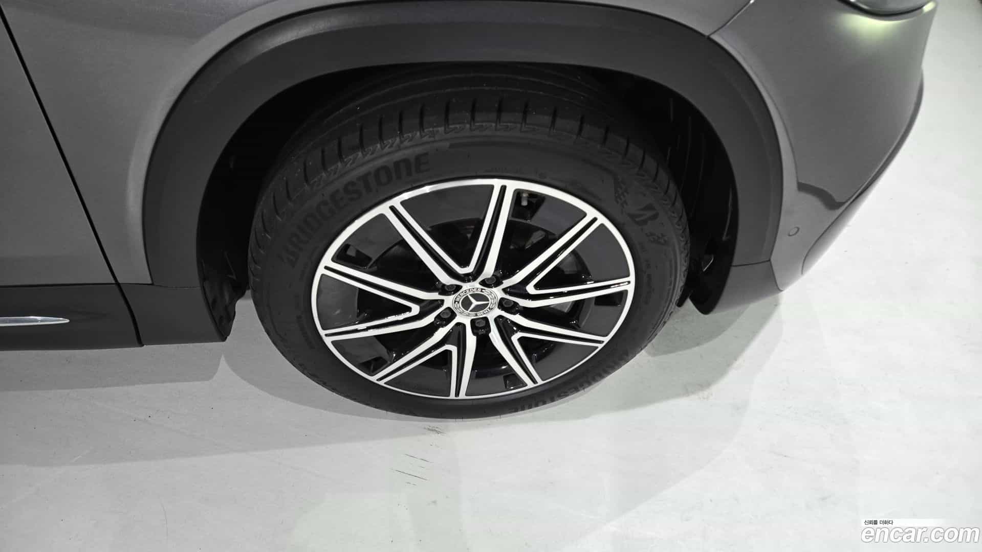 EQB Mercedes-Benz 2024.8-OUTER-005