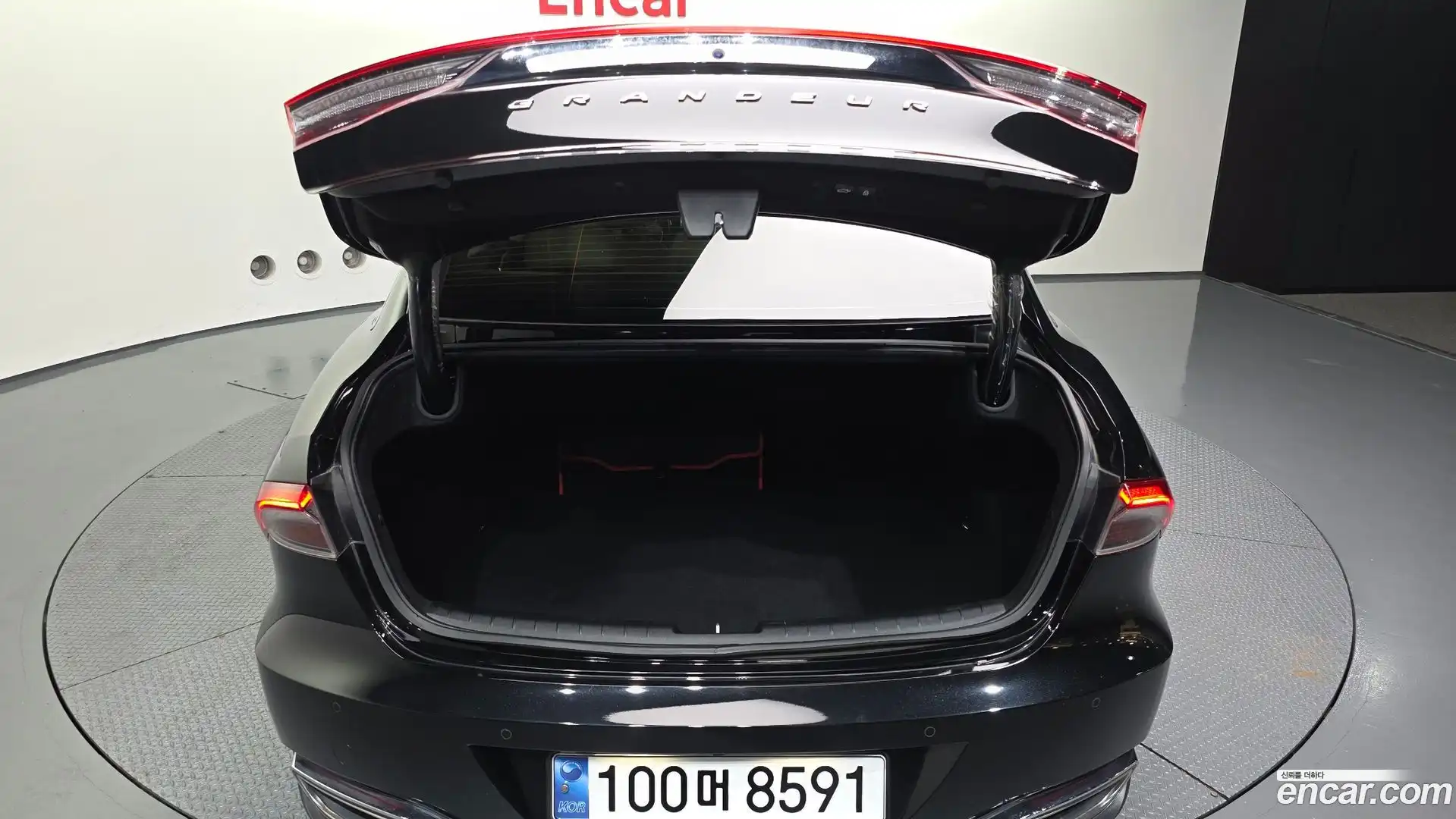 Grandeur Hyundai 2022.4-OPTION-024