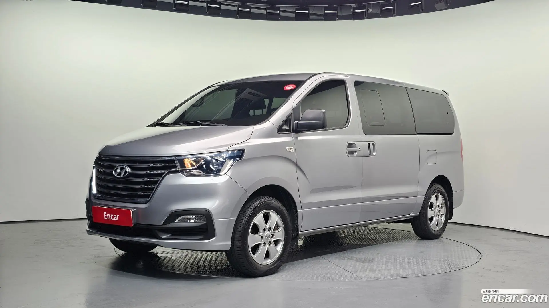 Main__Slider__Photo:Starex Hyundai 2018.2-0