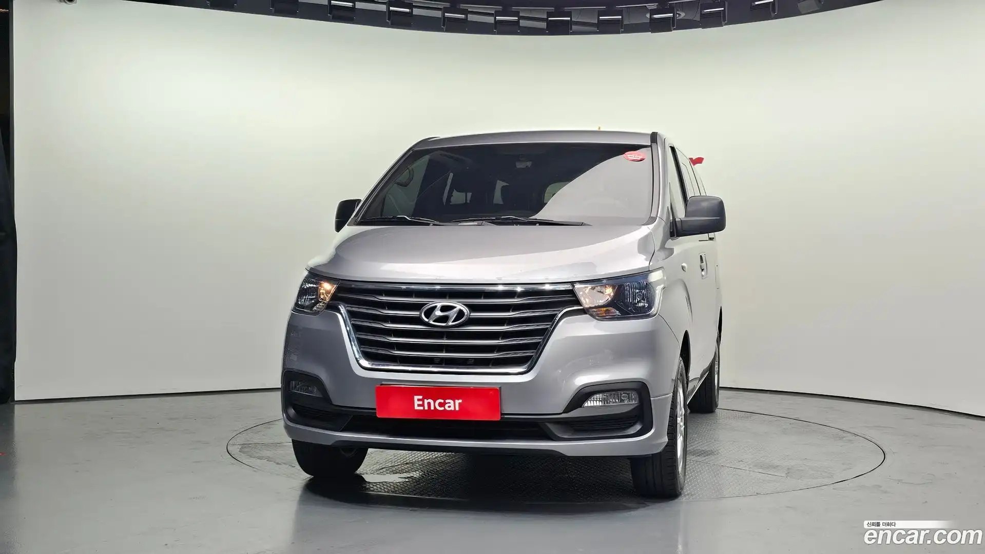Starex Hyundai 2018.2-OUTER-003