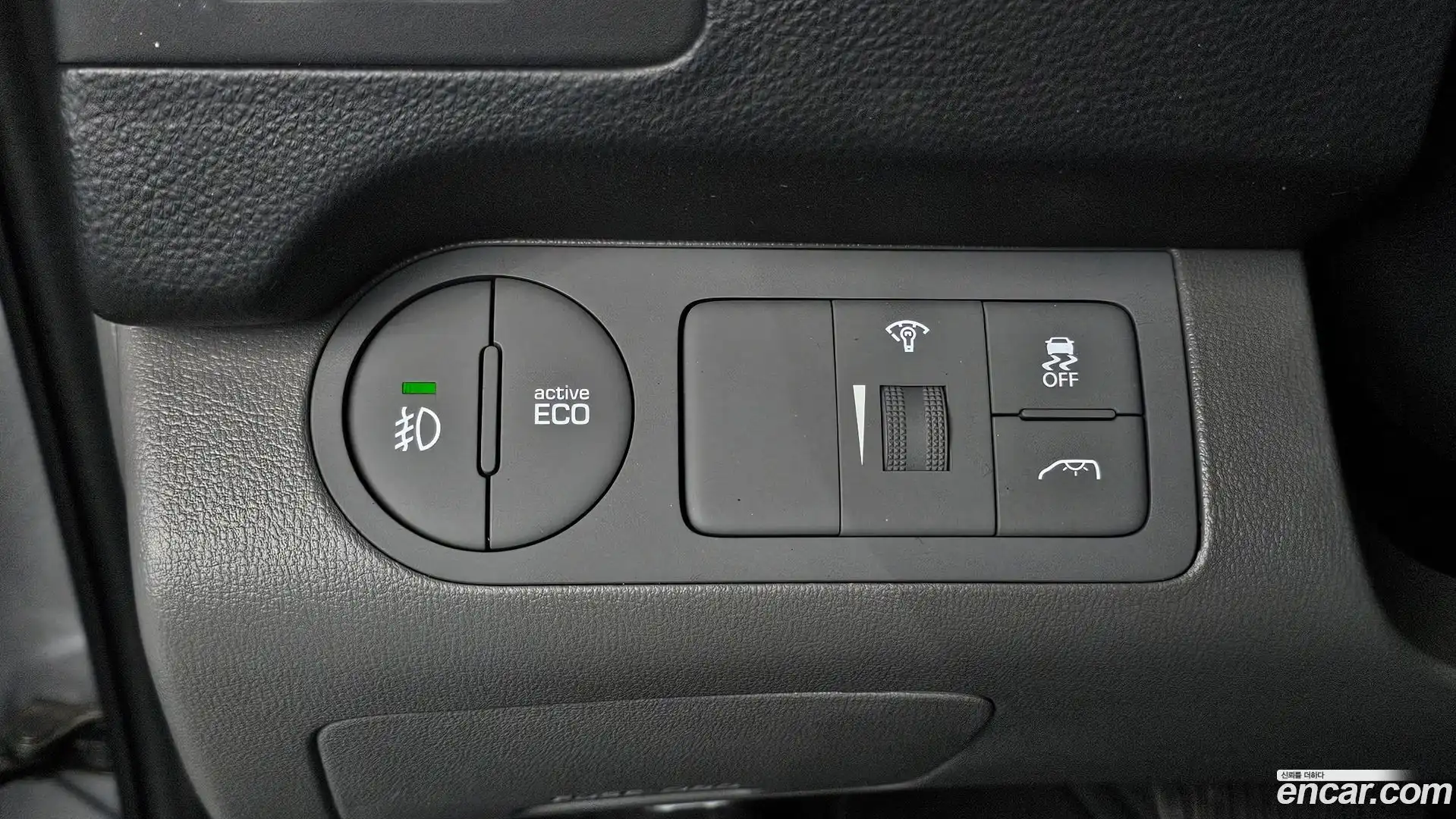 Starex Hyundai 2018.2-OPTION-018