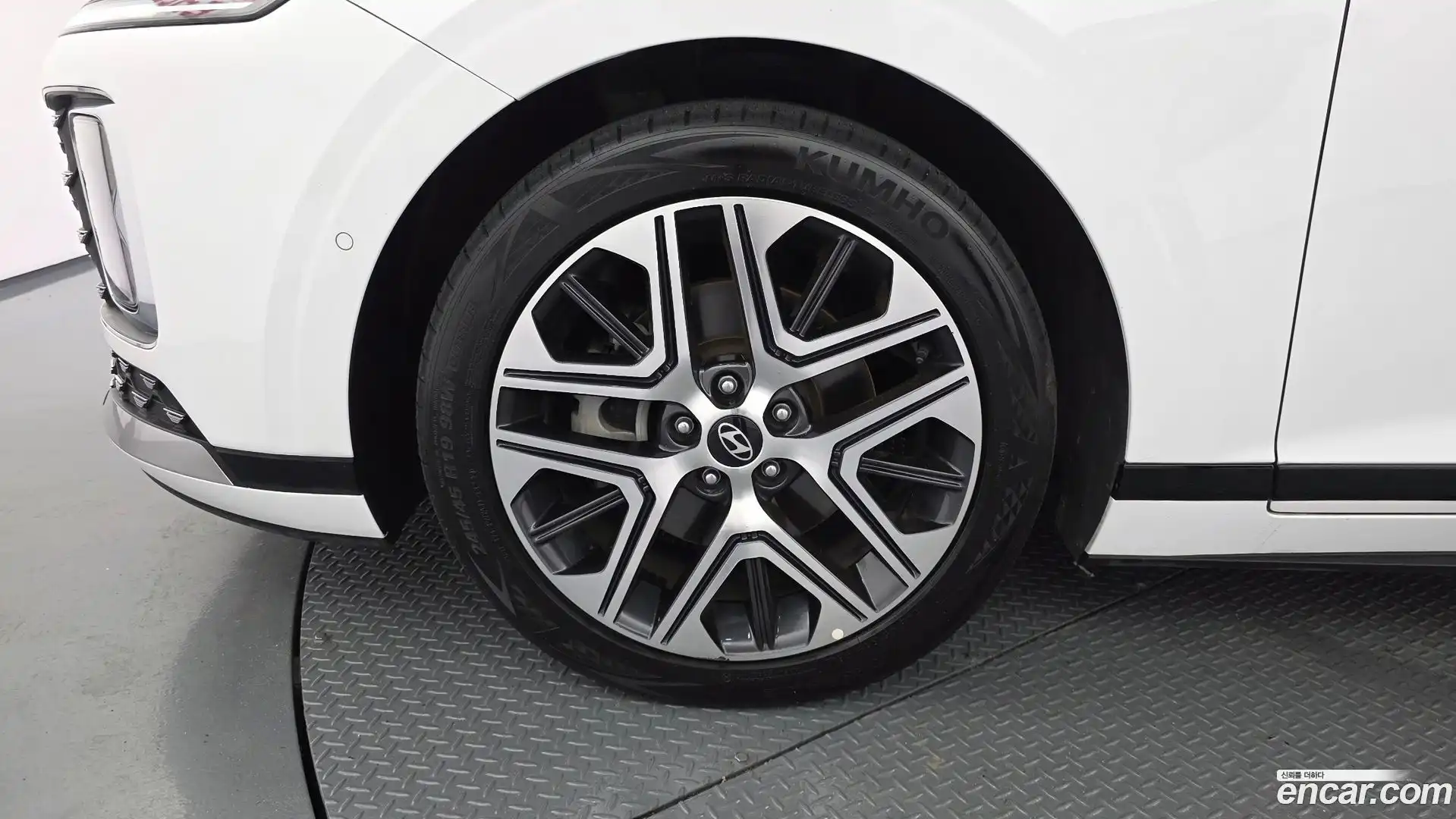 Grandeur Hyundai 2023.4-OUTER-005