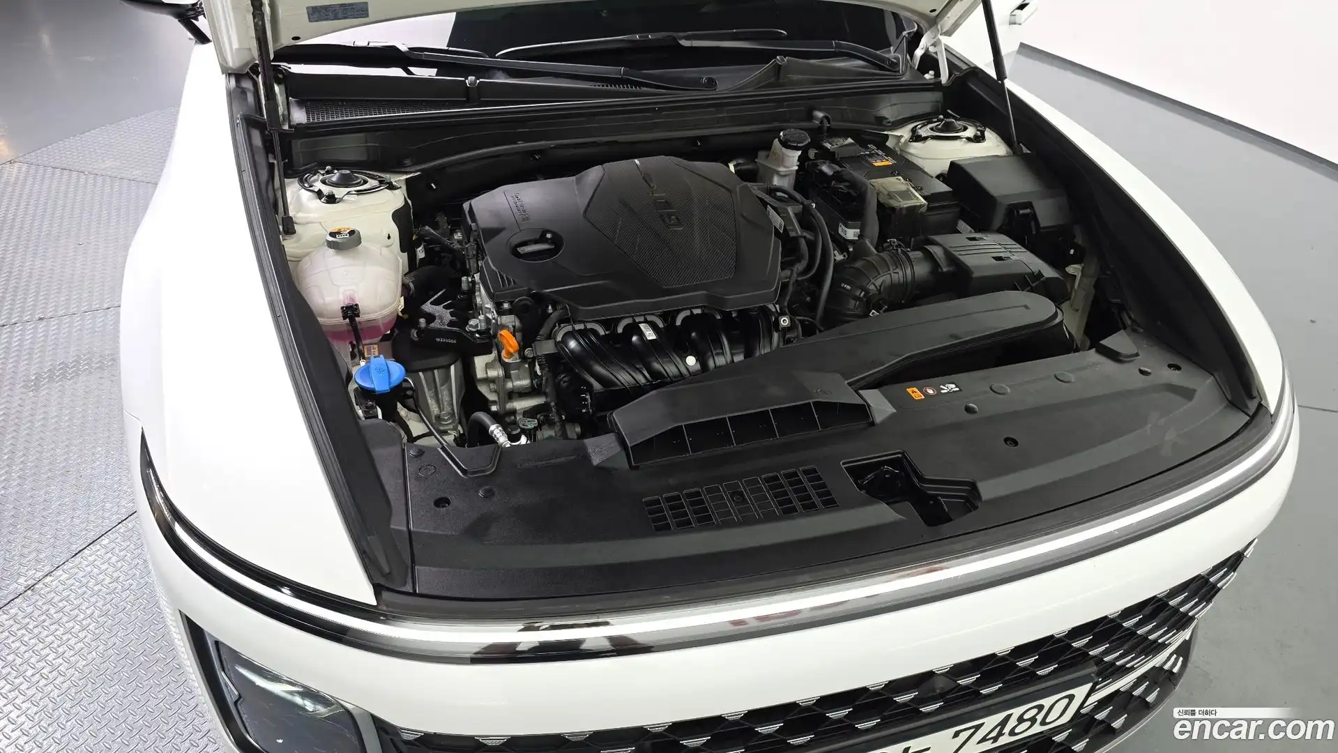 Grandeur Hyundai 2023.4-OUTER-006