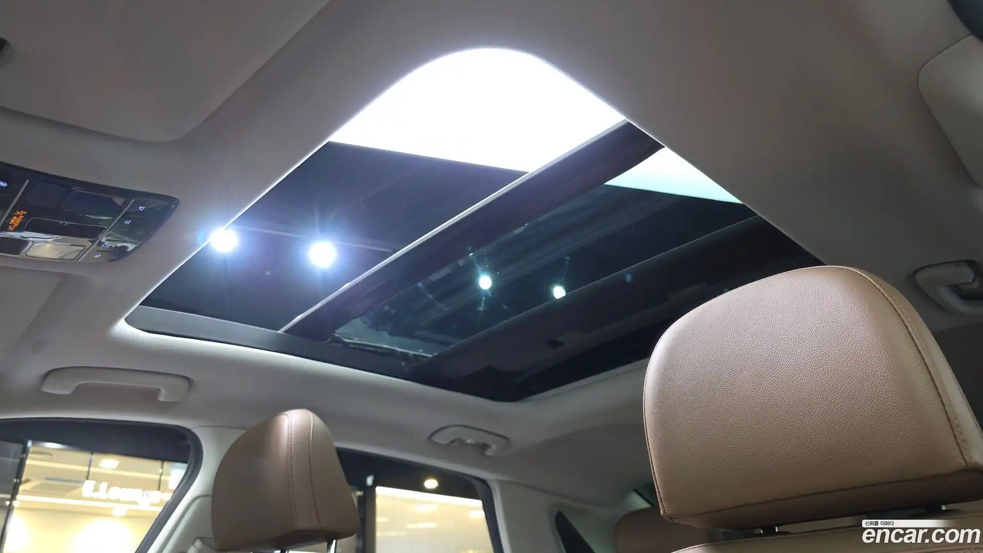 Grandeur Hyundai 2023.4-OPTION-023