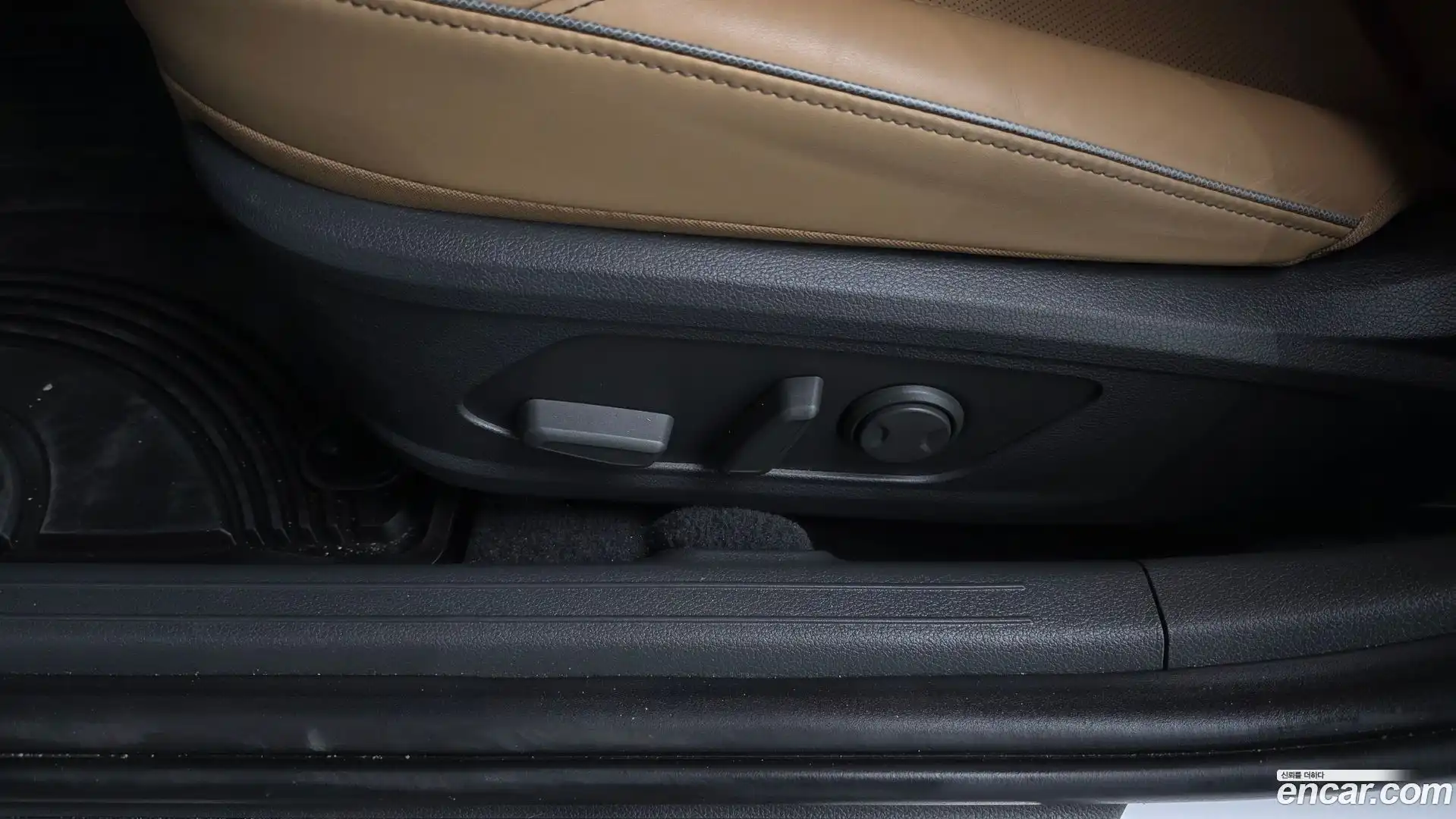 Sonata Hyundai 2020.7-OPTION-045