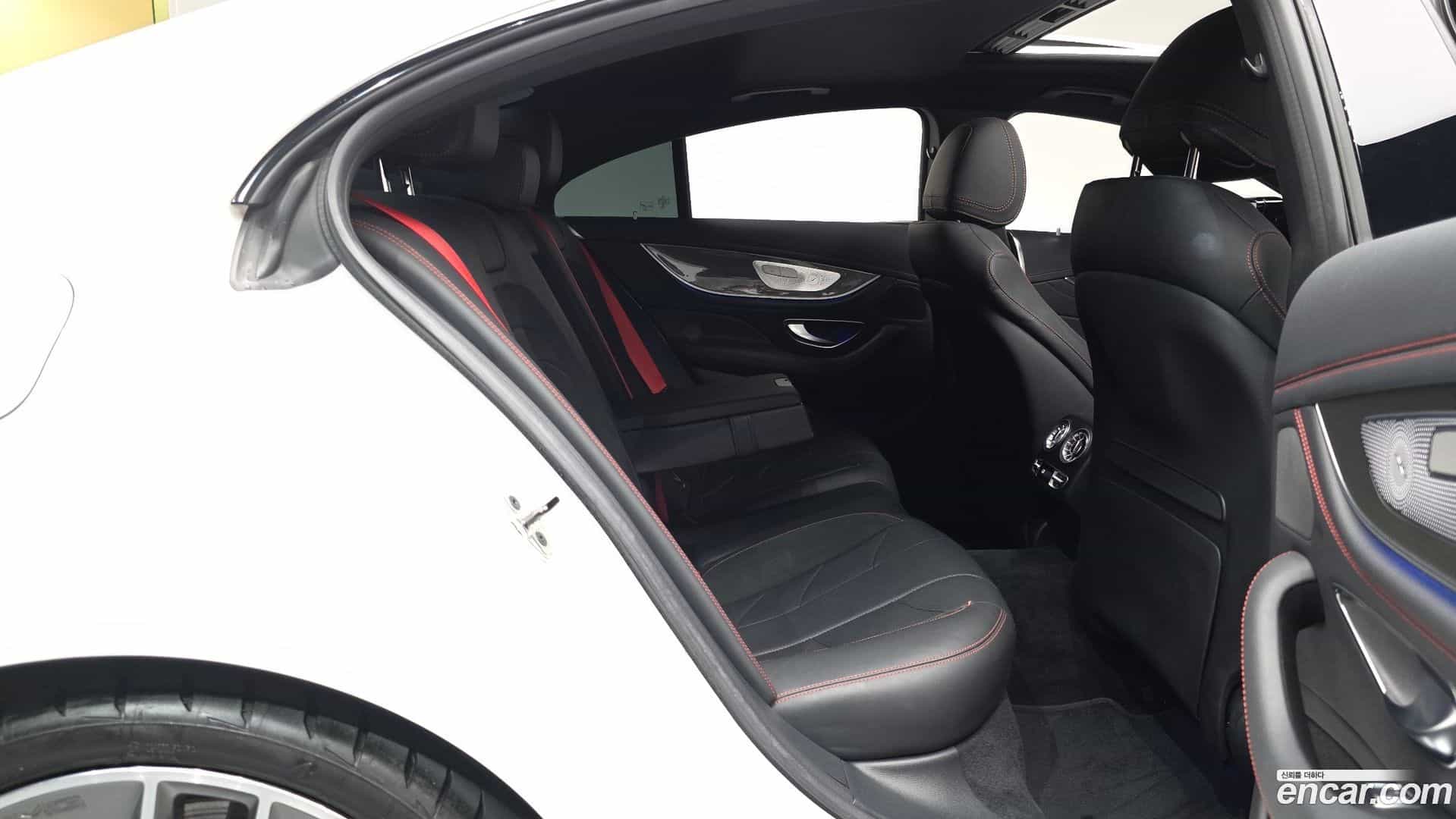 CLS-Class Mercedes-Benz 2020.4-OPTION-015