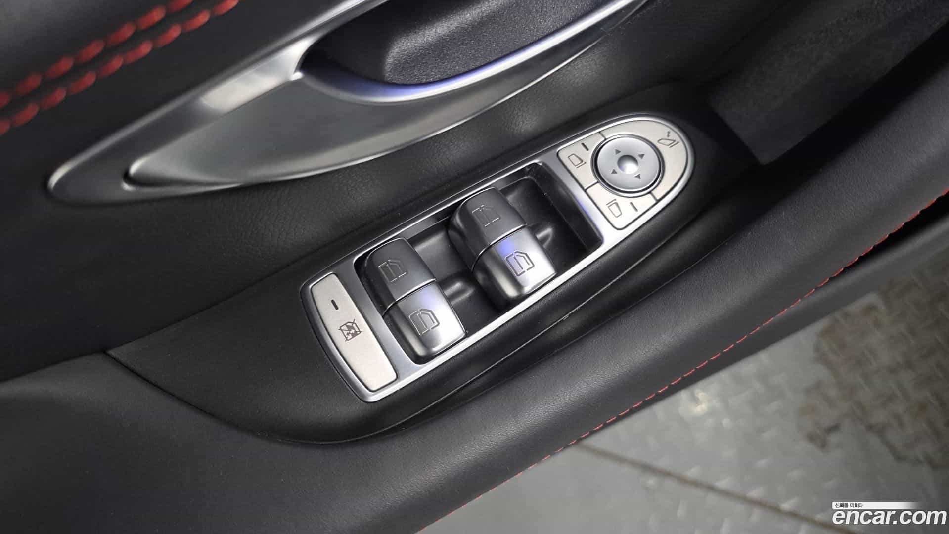 CLS-Class Mercedes-Benz 2020.4-OPTION-040