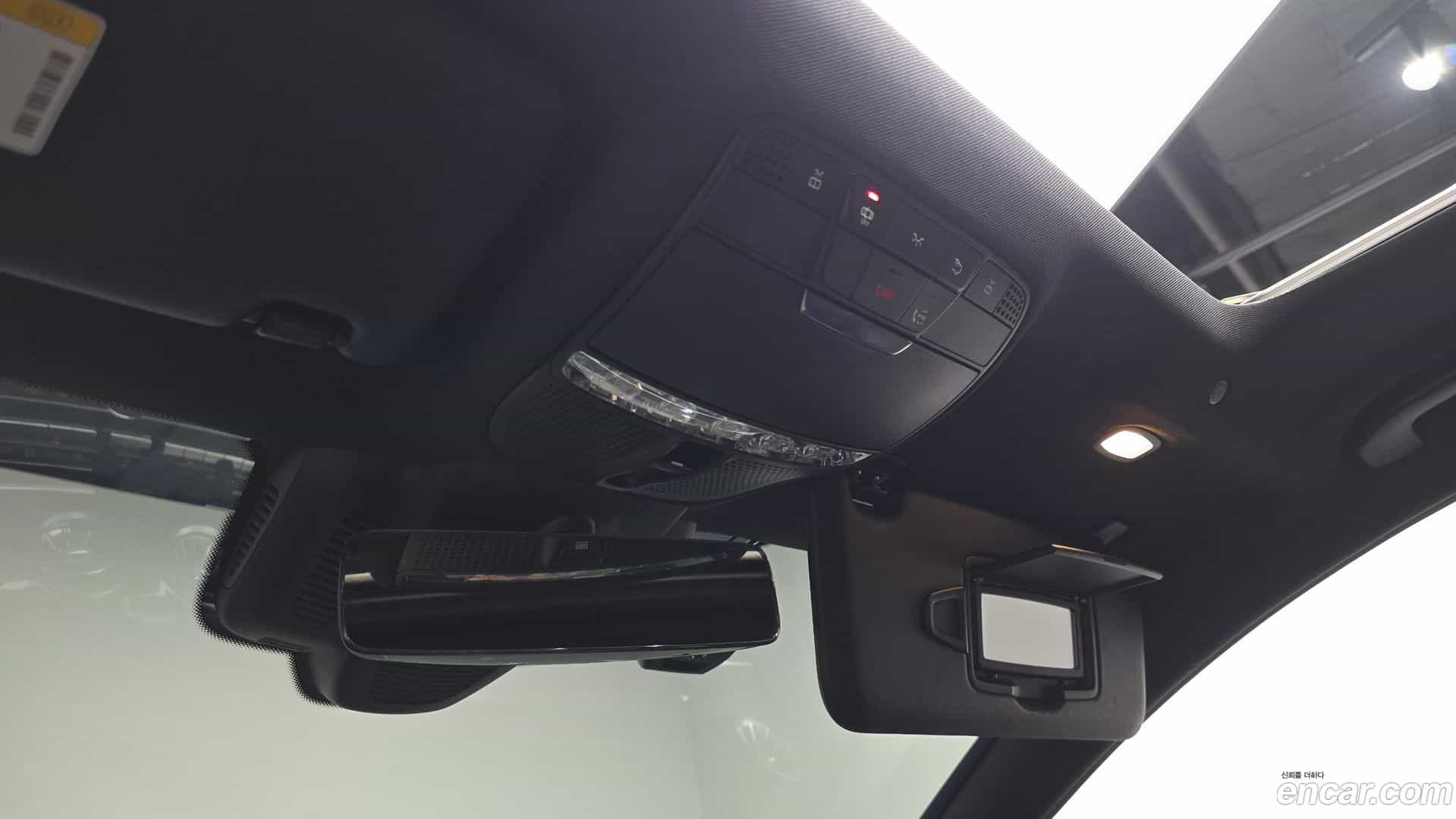 CLS-Class Mercedes-Benz 2020.4-OPTION-047