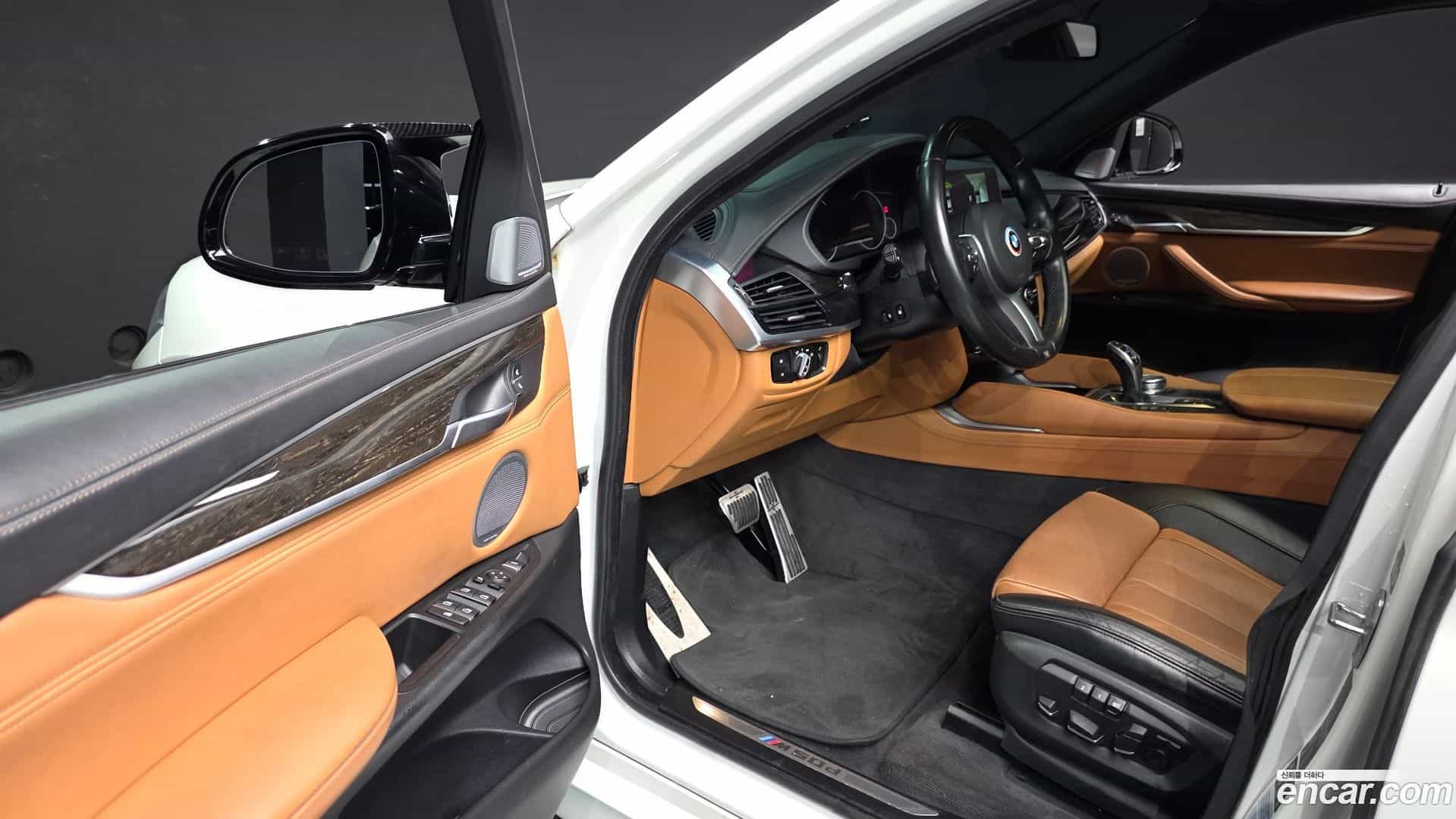 X6 BMW 2017.2-INNER-010