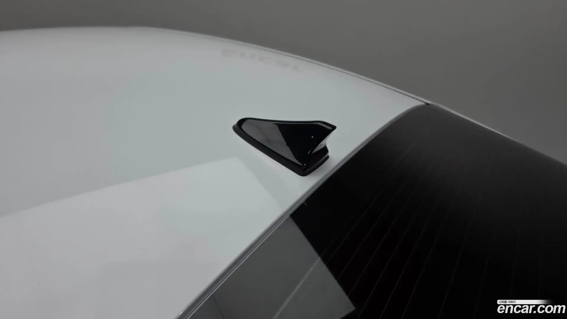 AVANTE Hyundai 2022.5-OPTION-042