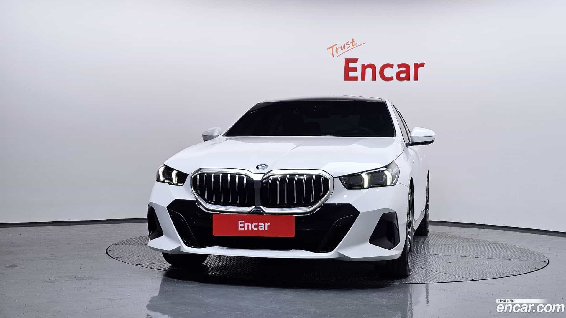 5-Series BMW 2025.9-OUTER-003
