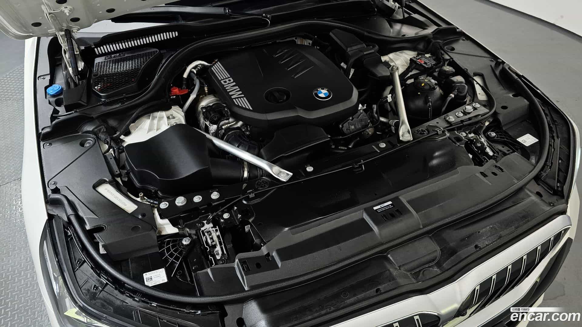 5-Series BMW 2025.9-OUTER-006