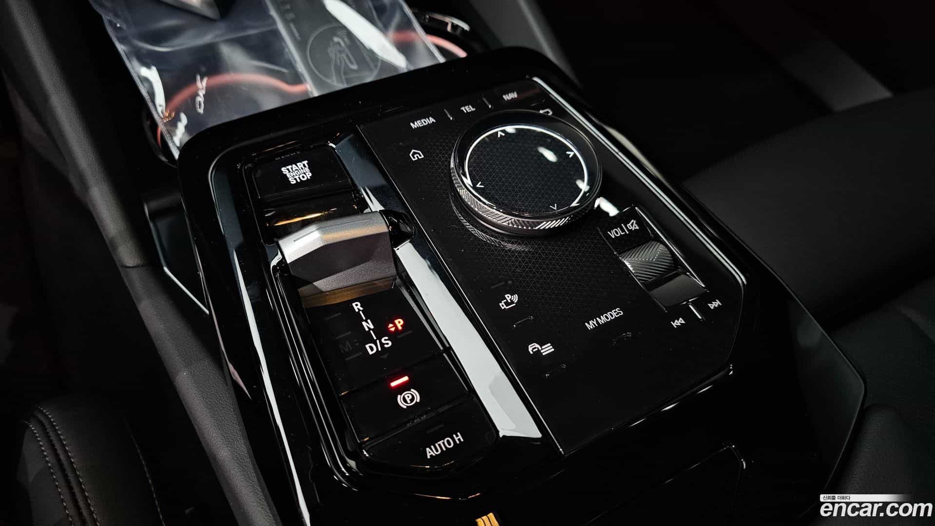 5-Series BMW 2025.9-INNER-009