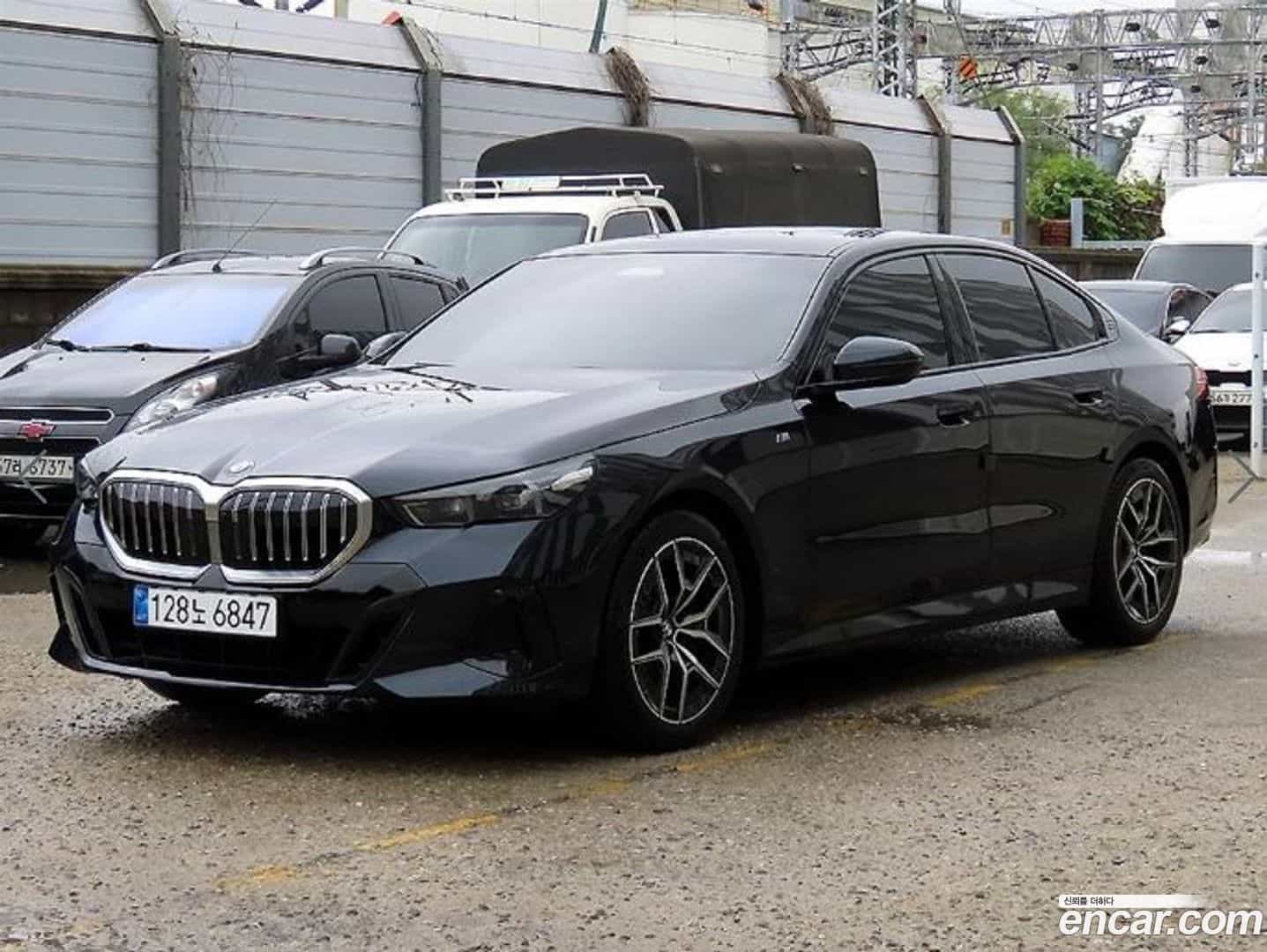 5-Series BMW 2025.5-OUTER-002
