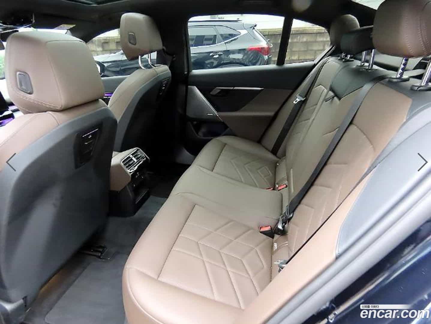 5-Series BMW 2025.5-OUTER-006