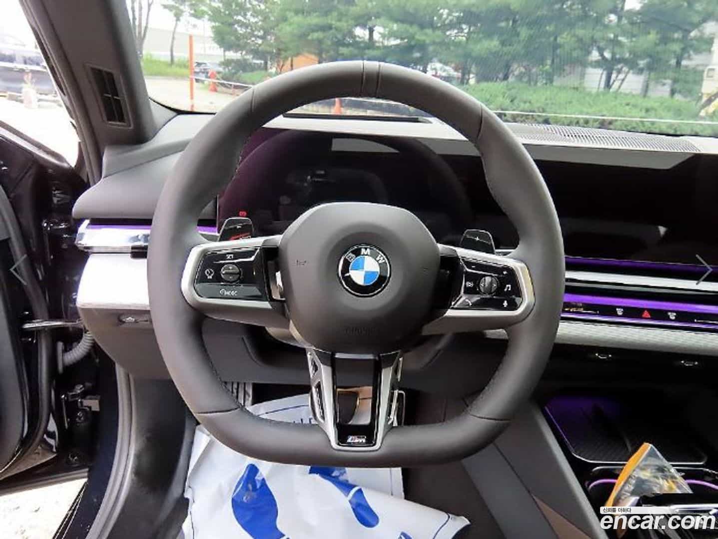 5-Series BMW 2025.5-INNER-008
