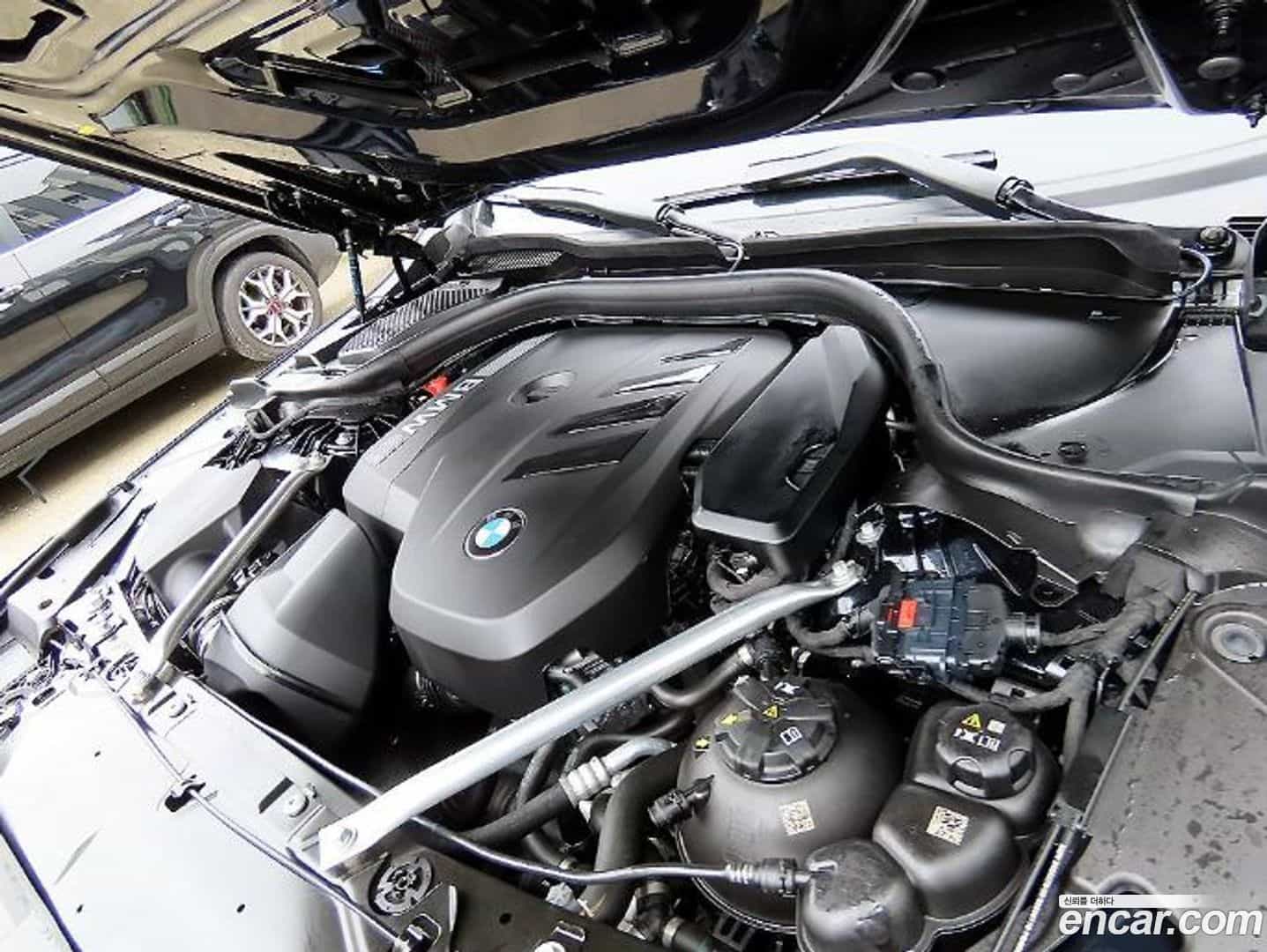 5-Series BMW 2025.5-OPTION-023