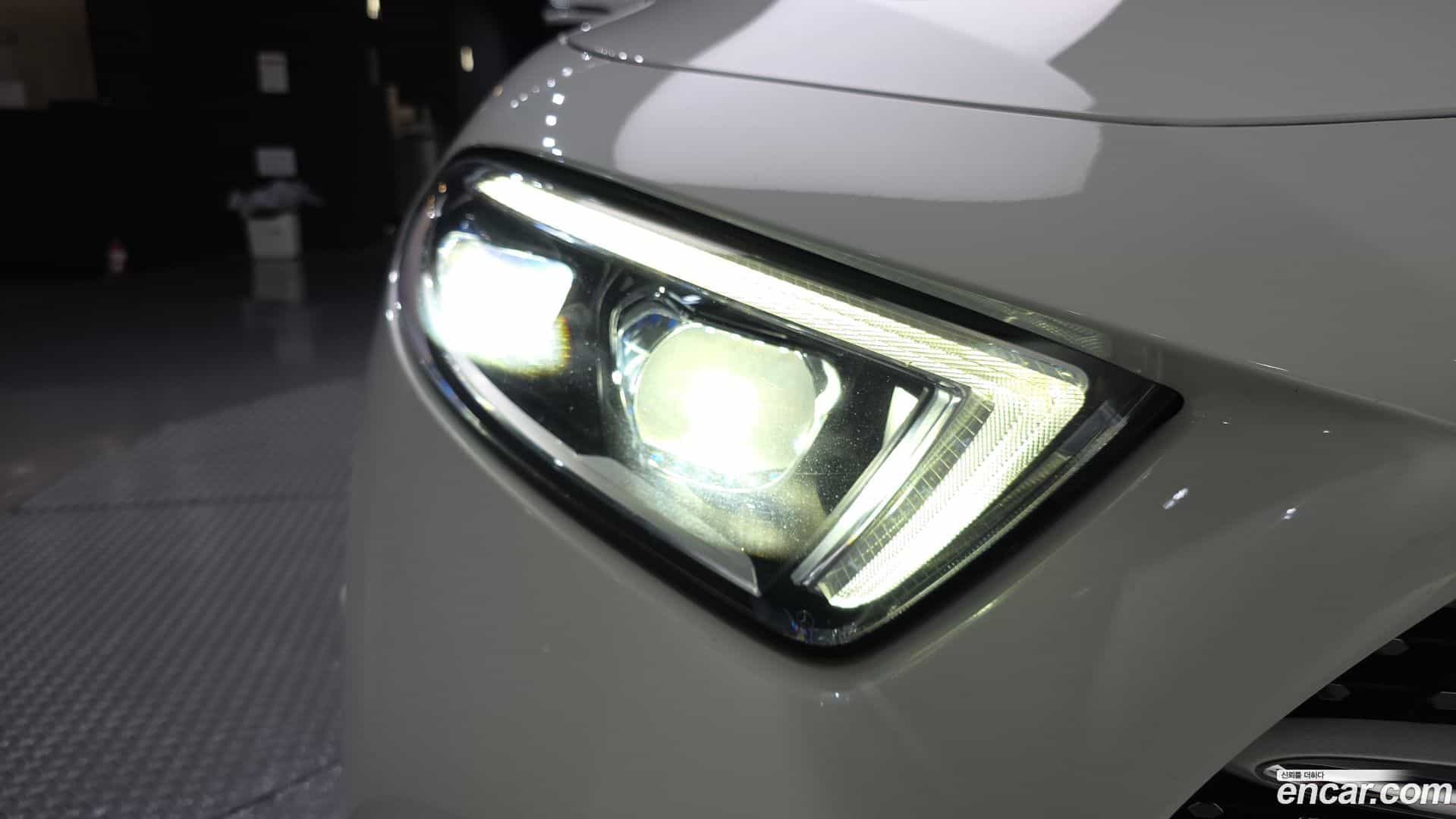 CLS-Class Mercedes-Benz 2021.4-OUTER-032