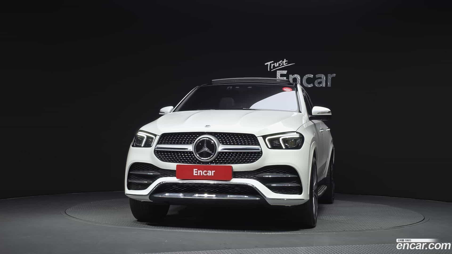 GLE-Class Mercedes-Benz 2023.2-OUTER-003