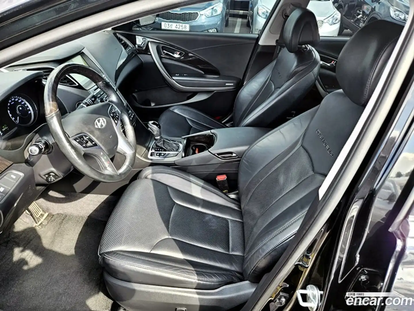 Grandeur Hyundai 2016.6-OPTION-019