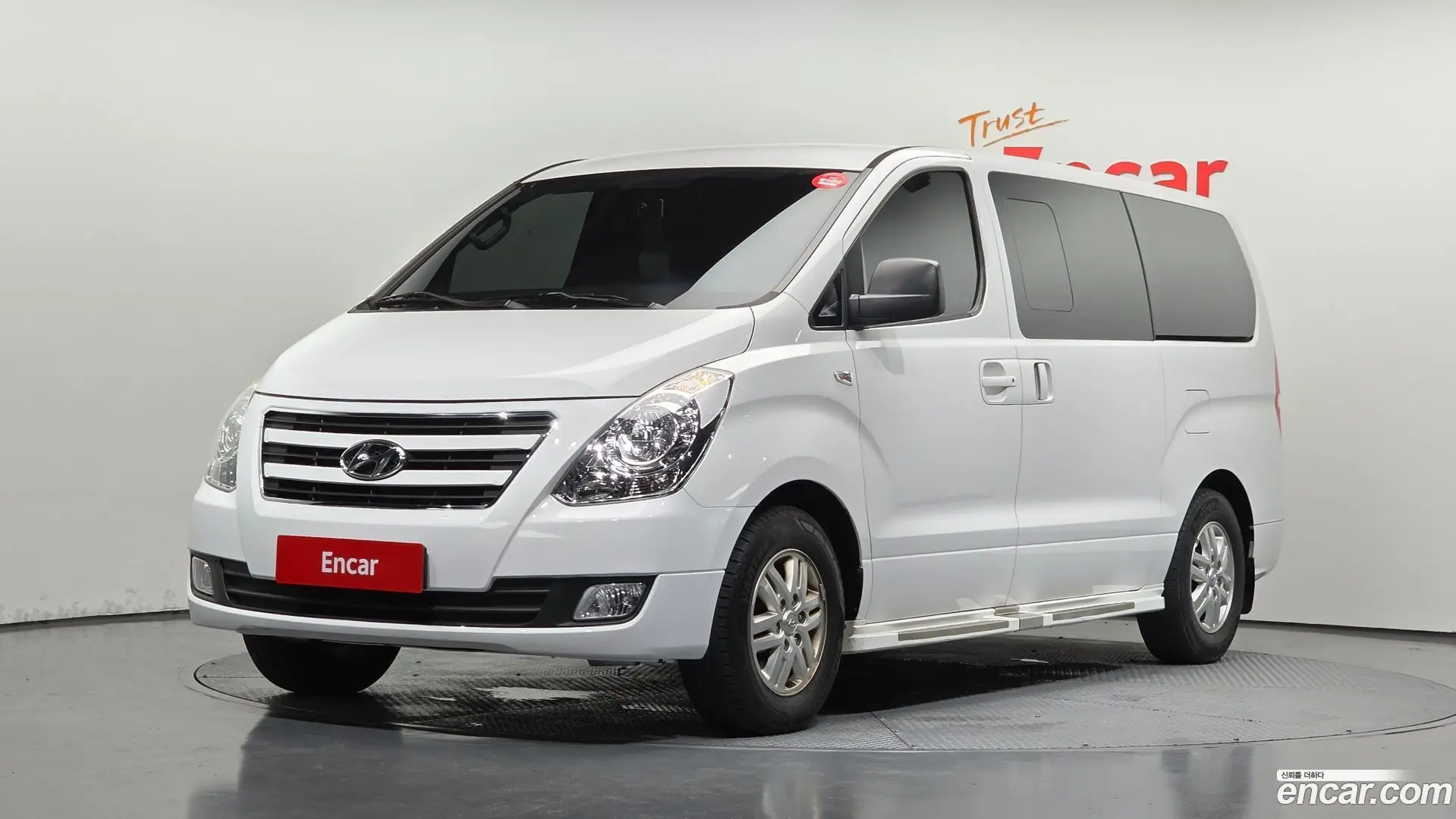 Main__Slider__Photo:Starex Hyundai 2017.9-0