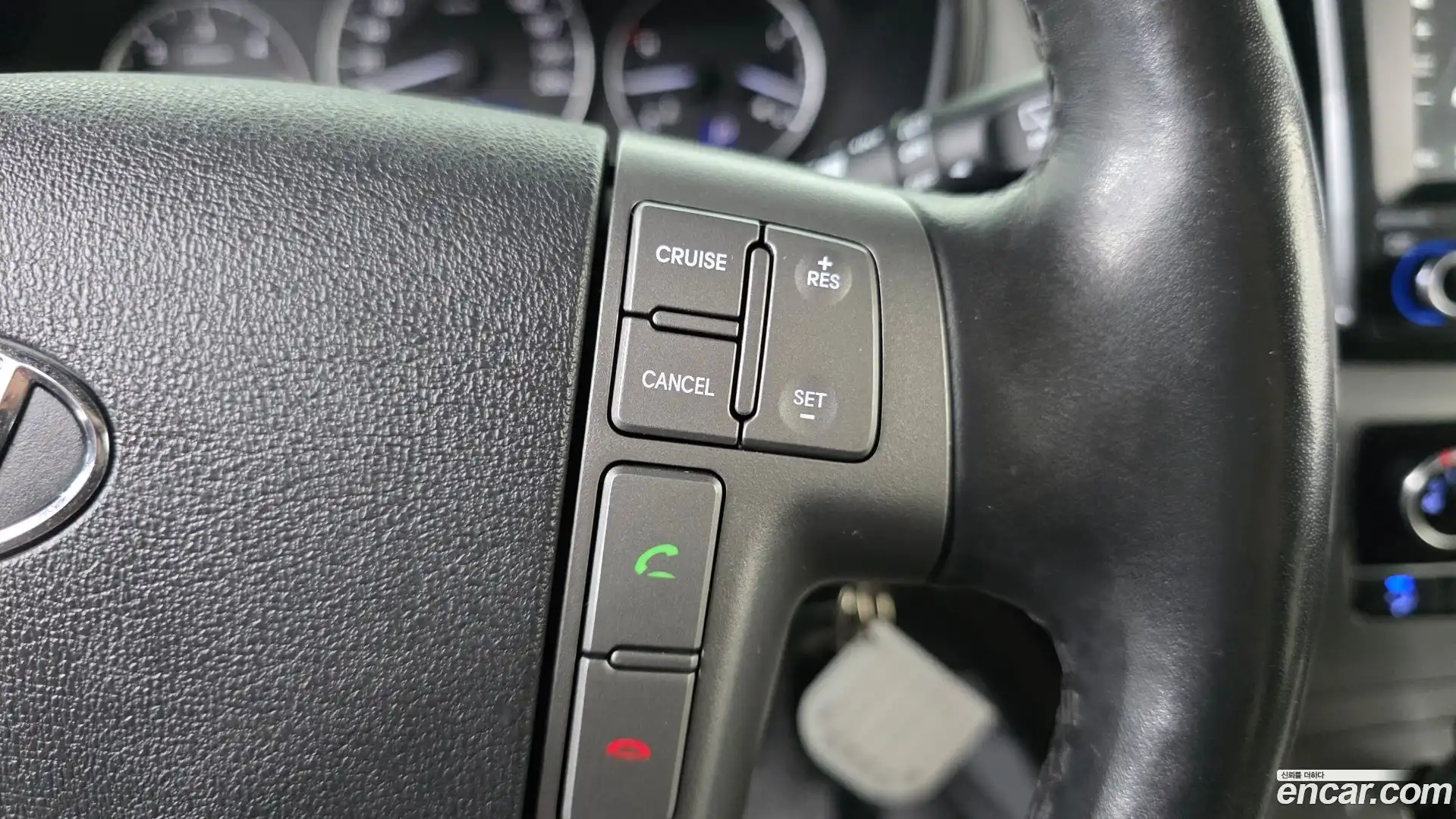 Starex Hyundai 2017.9-OPTION-019
