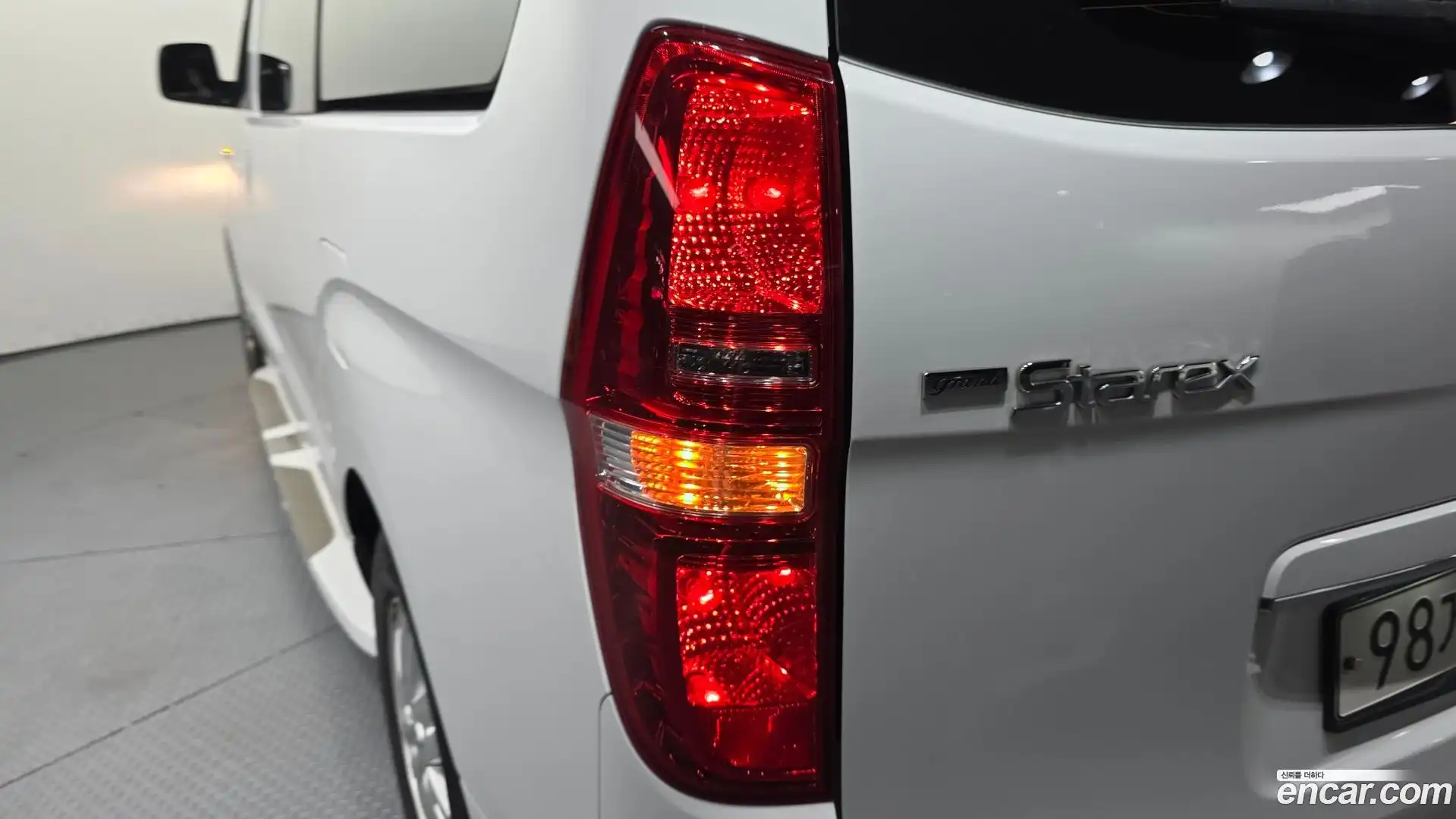 Starex Hyundai 2017.9-OUTER-033