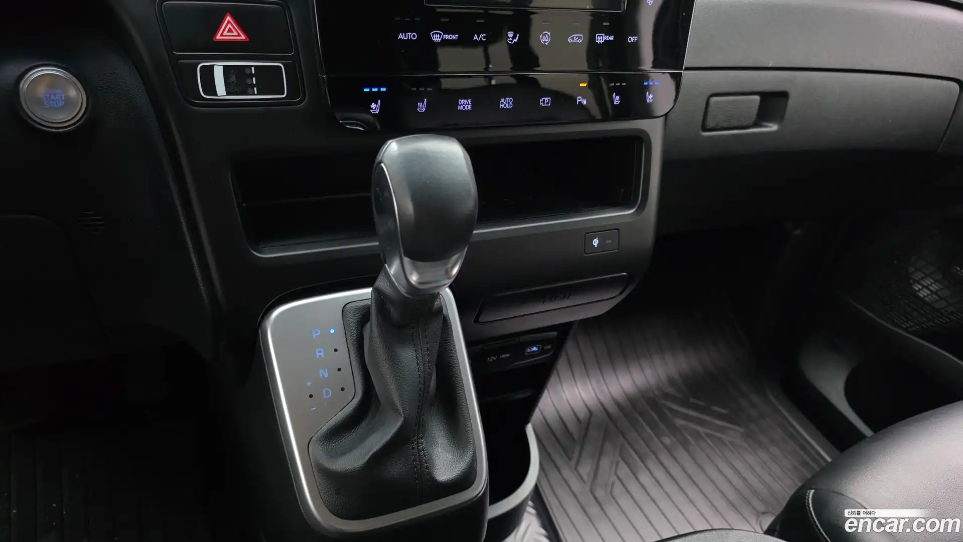 Staria Hyundai 2021.8-INNER-009