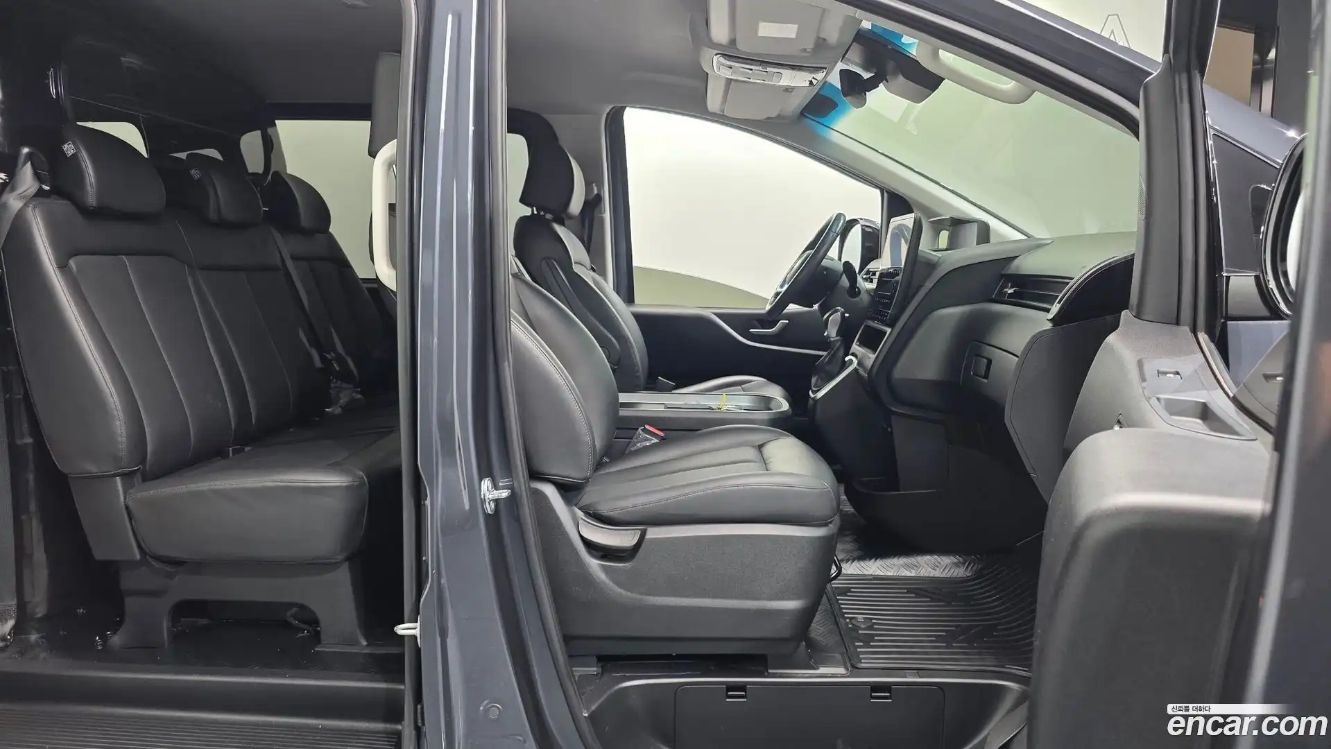 Staria Hyundai 2021.8-INNER-036