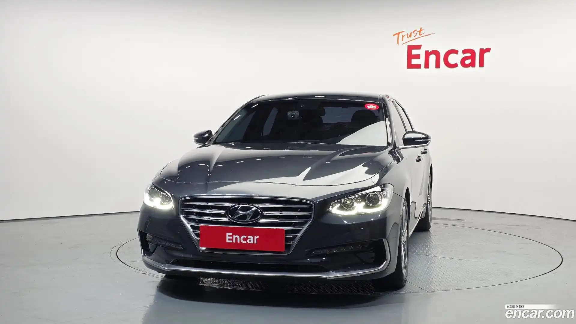 Grandeur Hyundai 2017.6-OUTER-003
