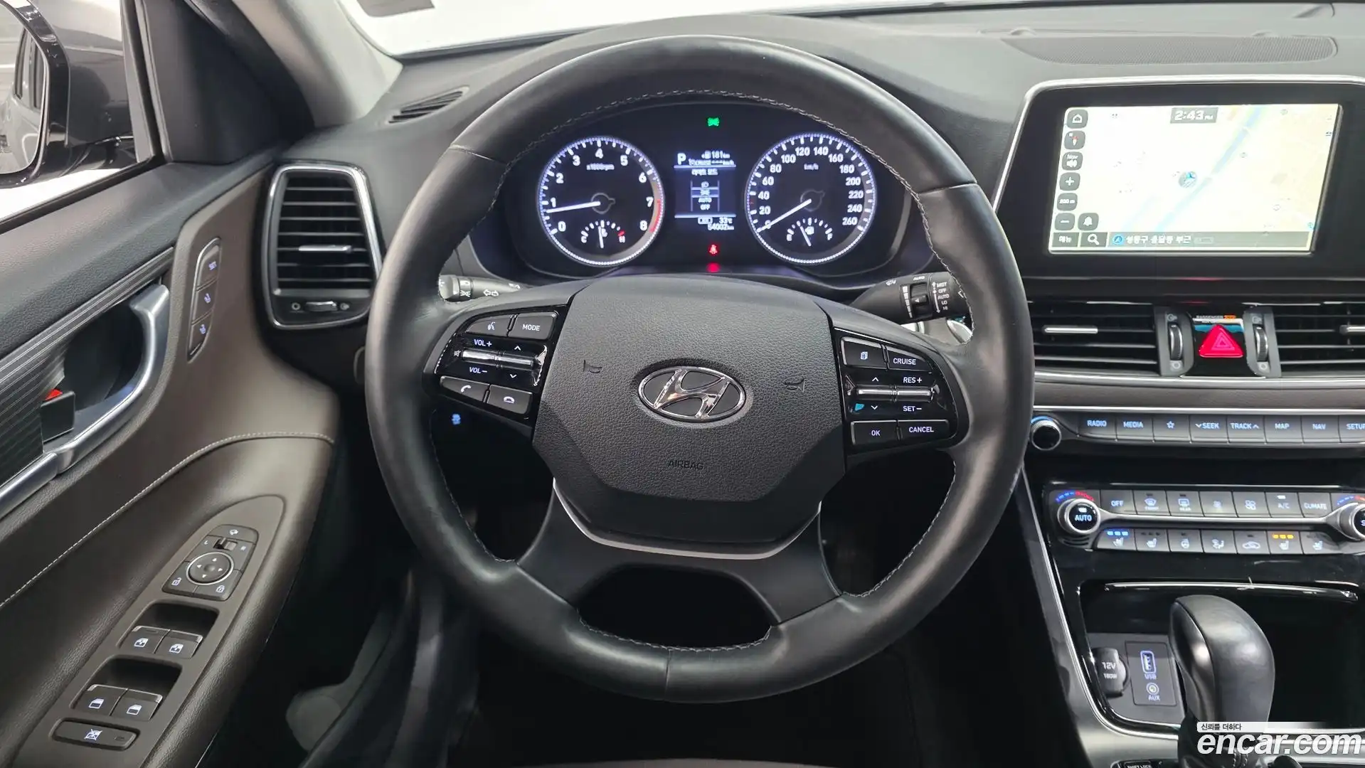 Grandeur Hyundai 2017.6-OPTION-017