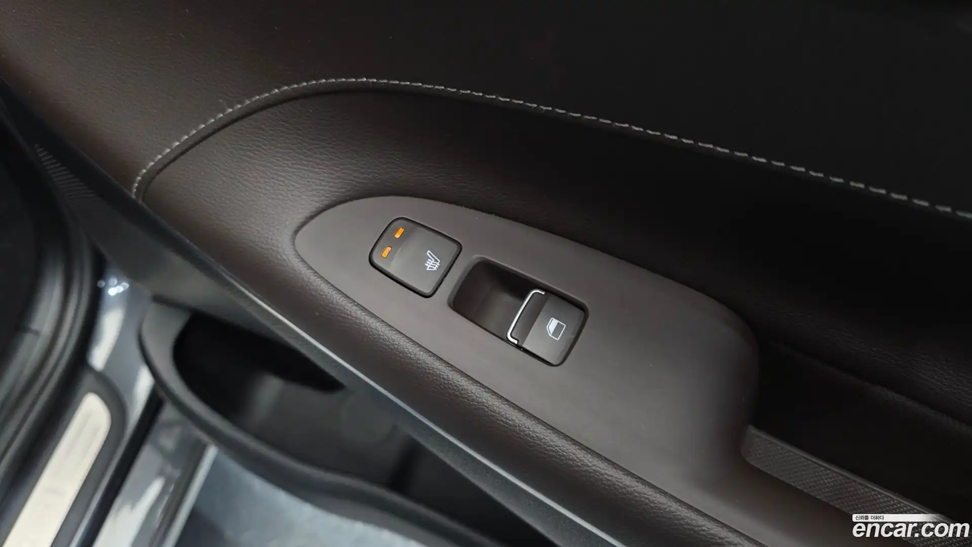 Grandeur Hyundai 2017.6-OPTION-023