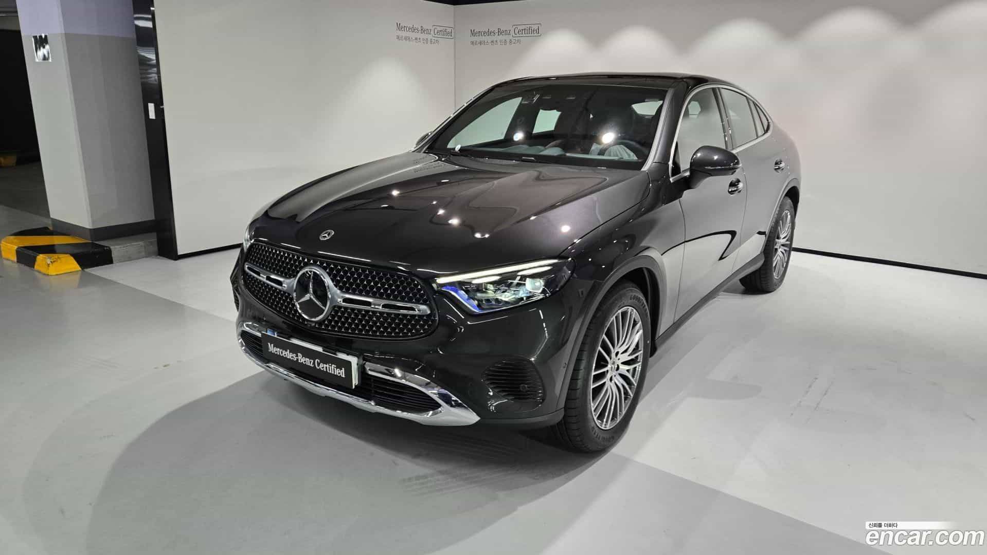 GLC-Class Mercedes-Benz 2025.10-OUTER-001