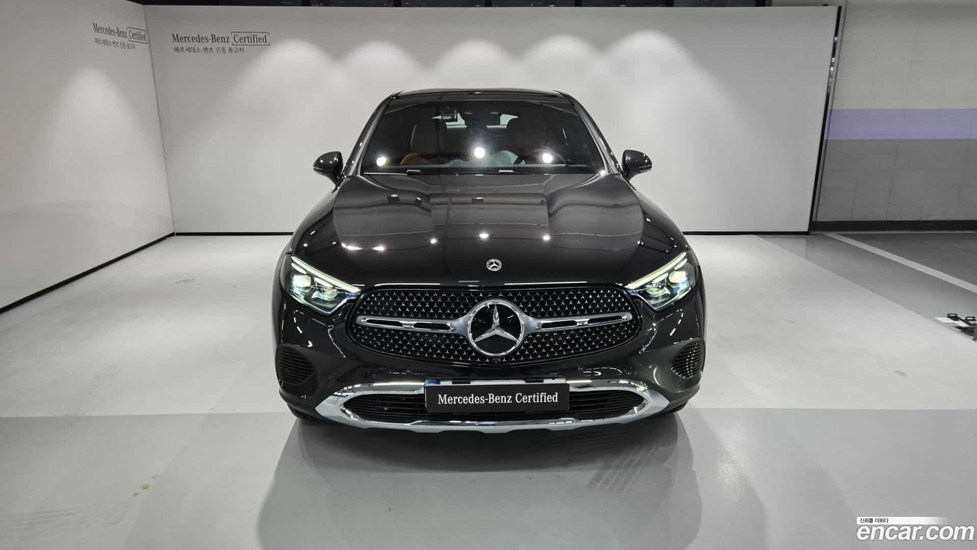 GLC-Class Mercedes-Benz 2025.10-OUTER-006