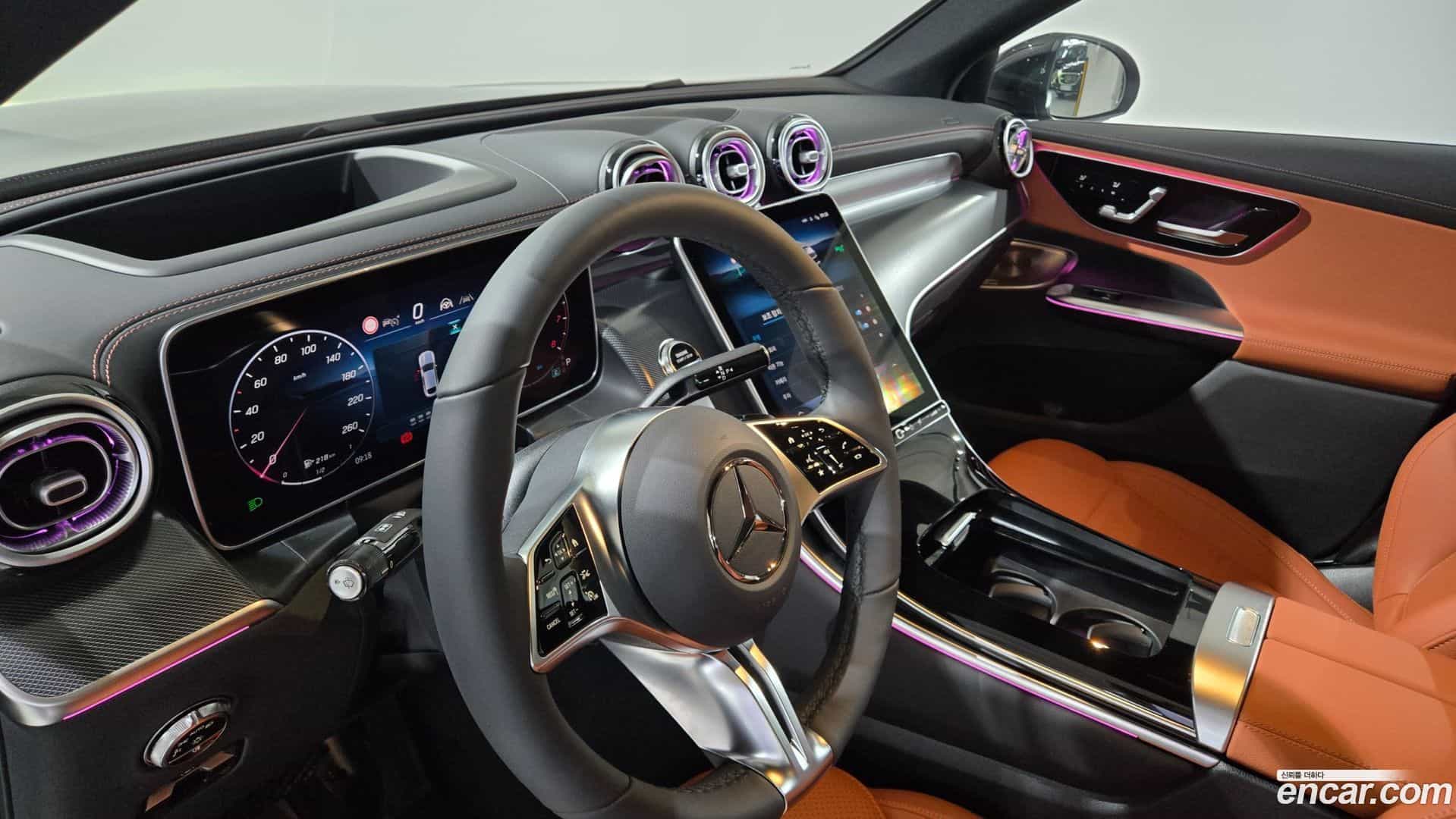GLC-Class Mercedes-Benz 2025.10-OPTION-019