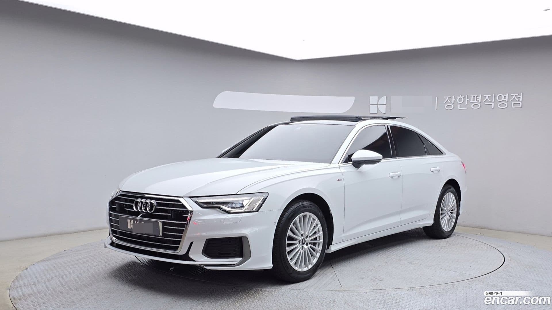 Main__Slider__Photo:A6 Audi 2021.5-0
