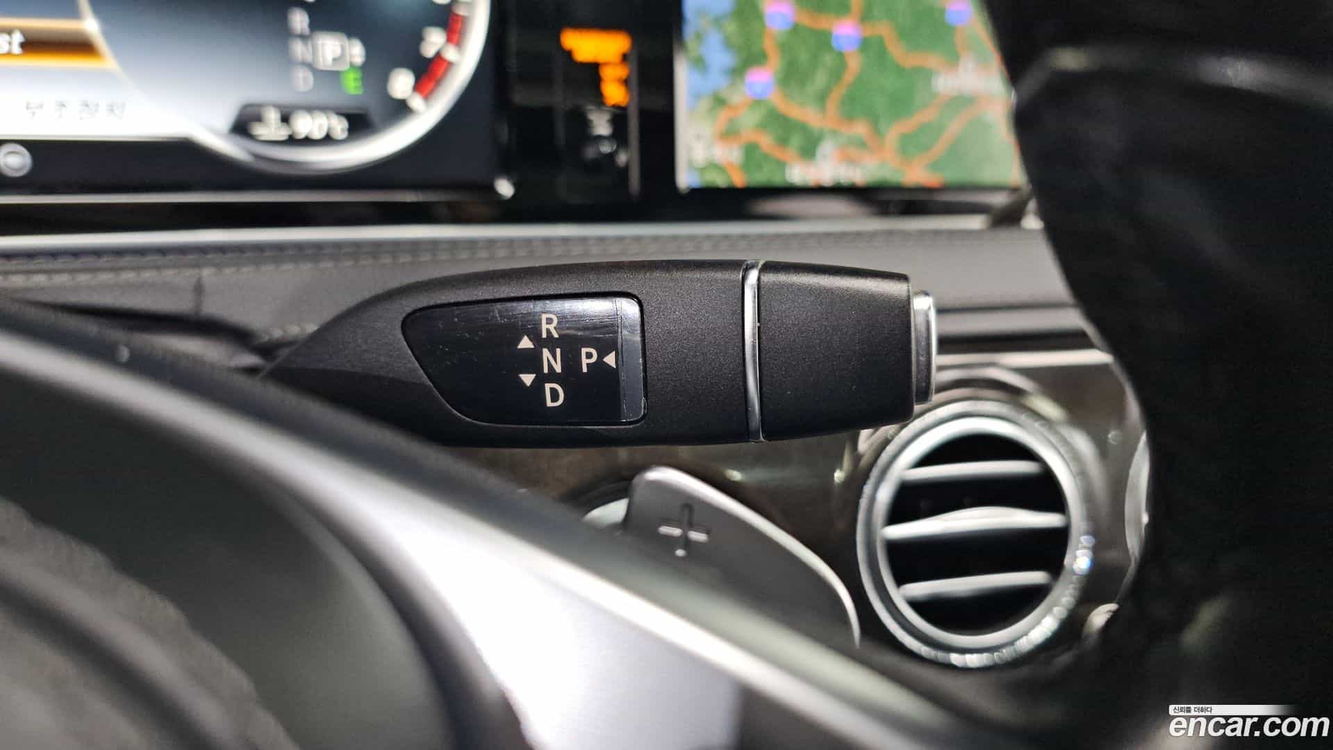S-Class Mercedes-Benz 2016.2-INNER-009