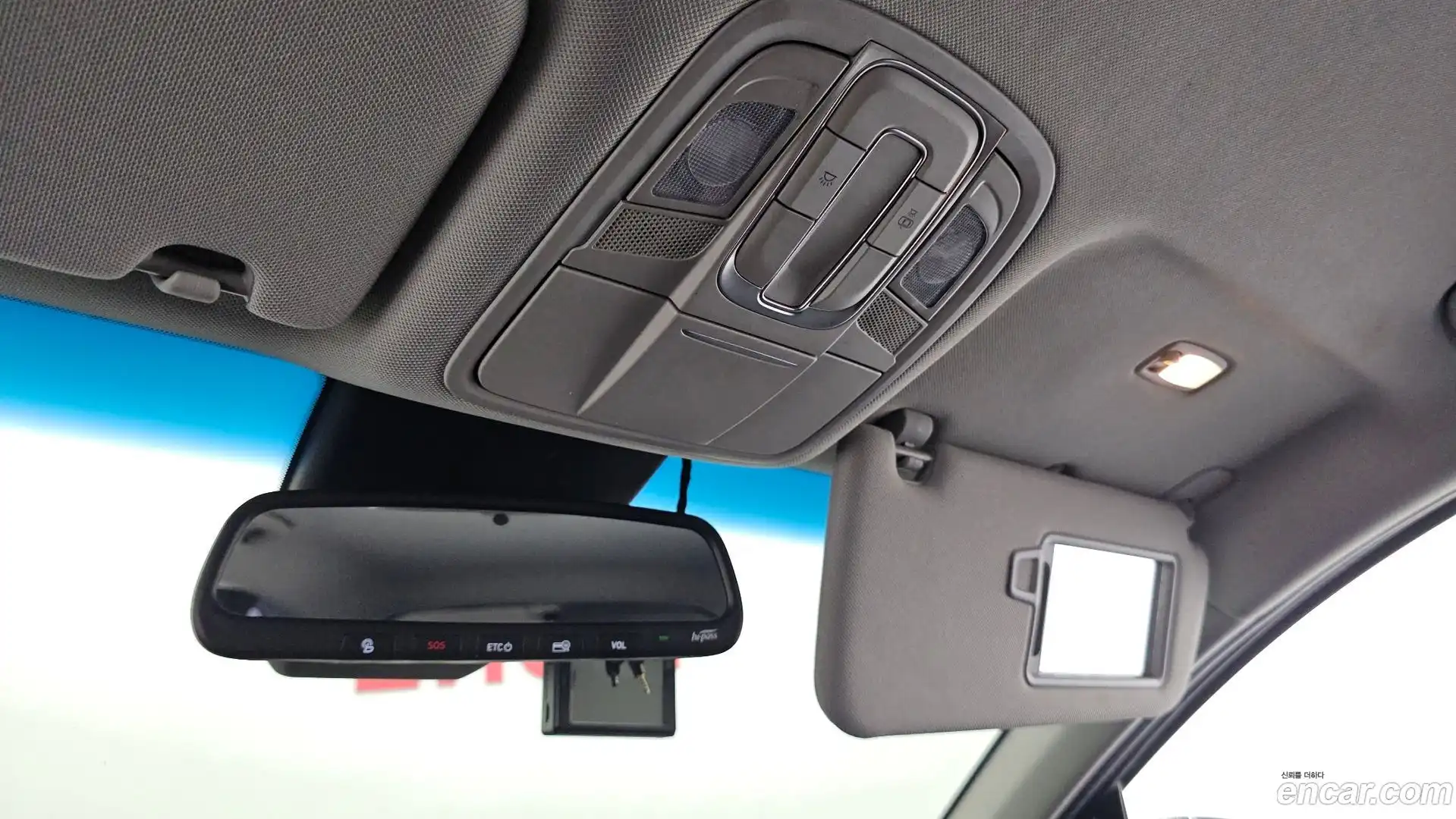 Santafe Hyundai 2019.0-OPTION-023