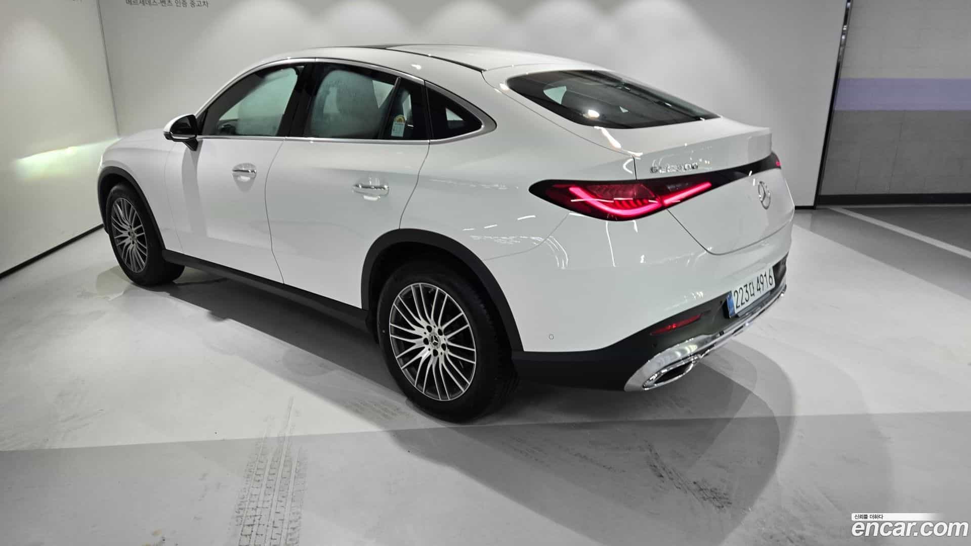 GLC-Class Mercedes-Benz 2025.9-OUTER-003
