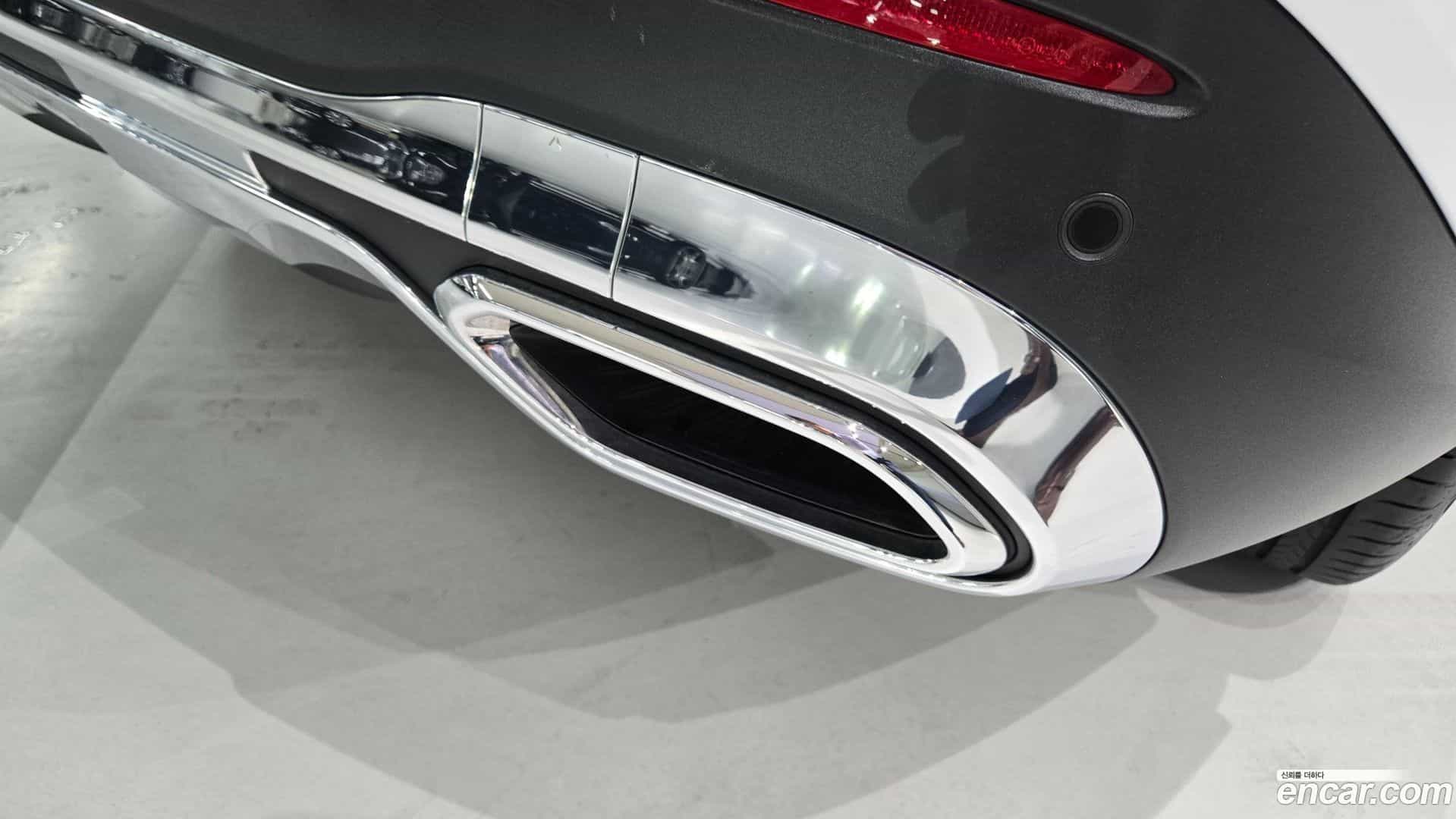 GLC-Class Mercedes-Benz 2025.9-OPTION-015