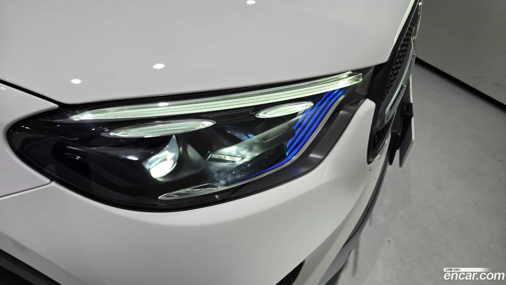 GLC-Class Mercedes-Benz 2025.9-OPTION-016